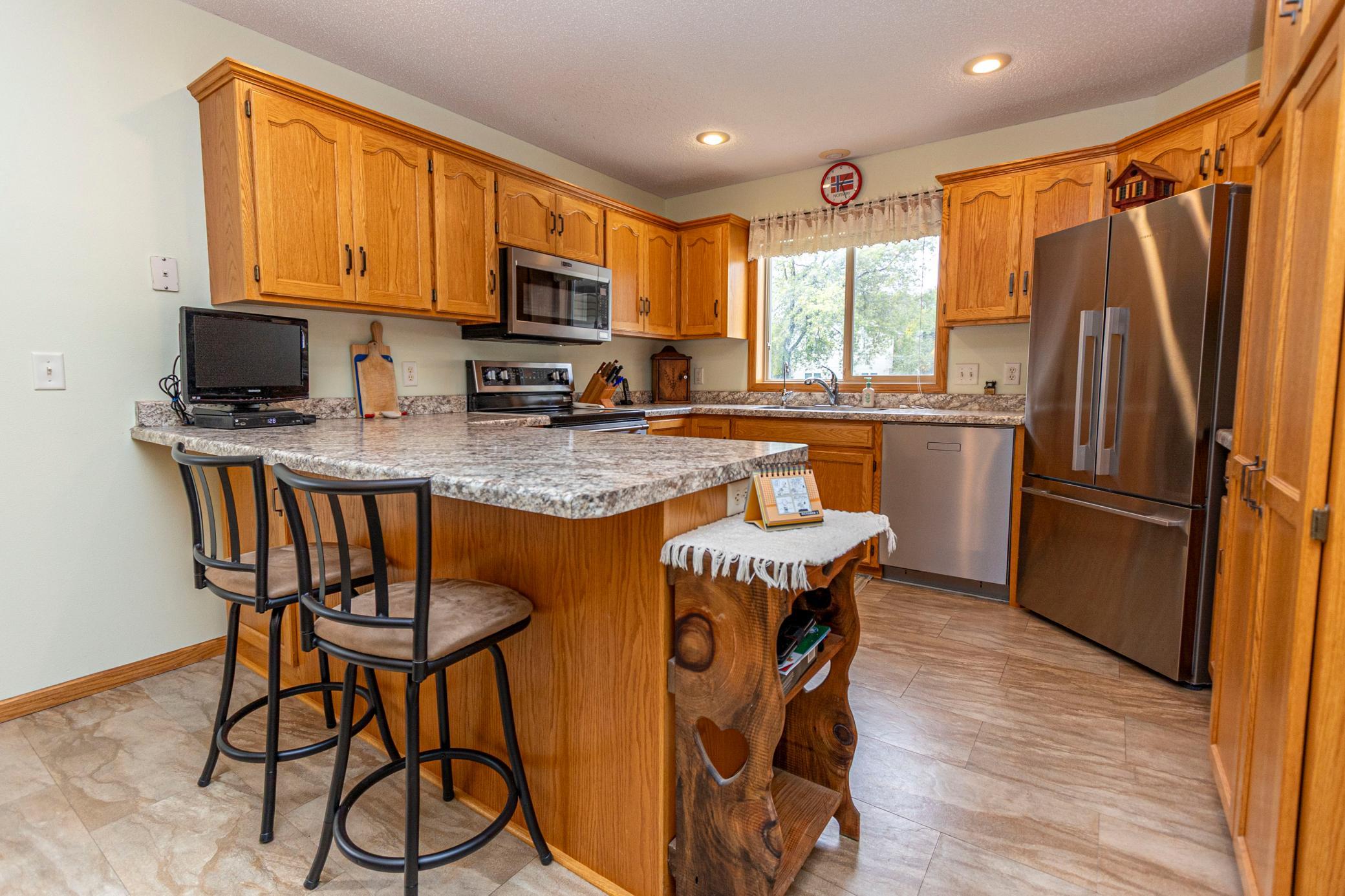 main property photo 6