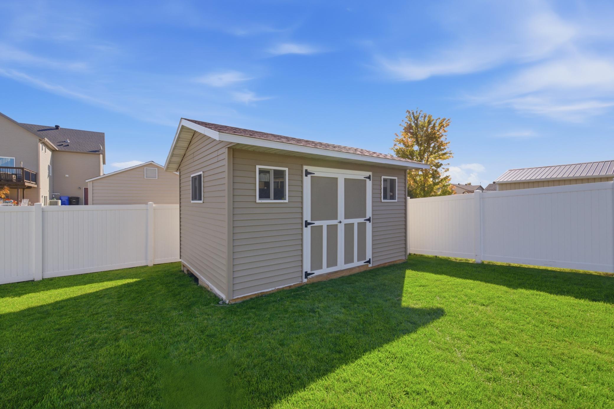 main property photo 49
