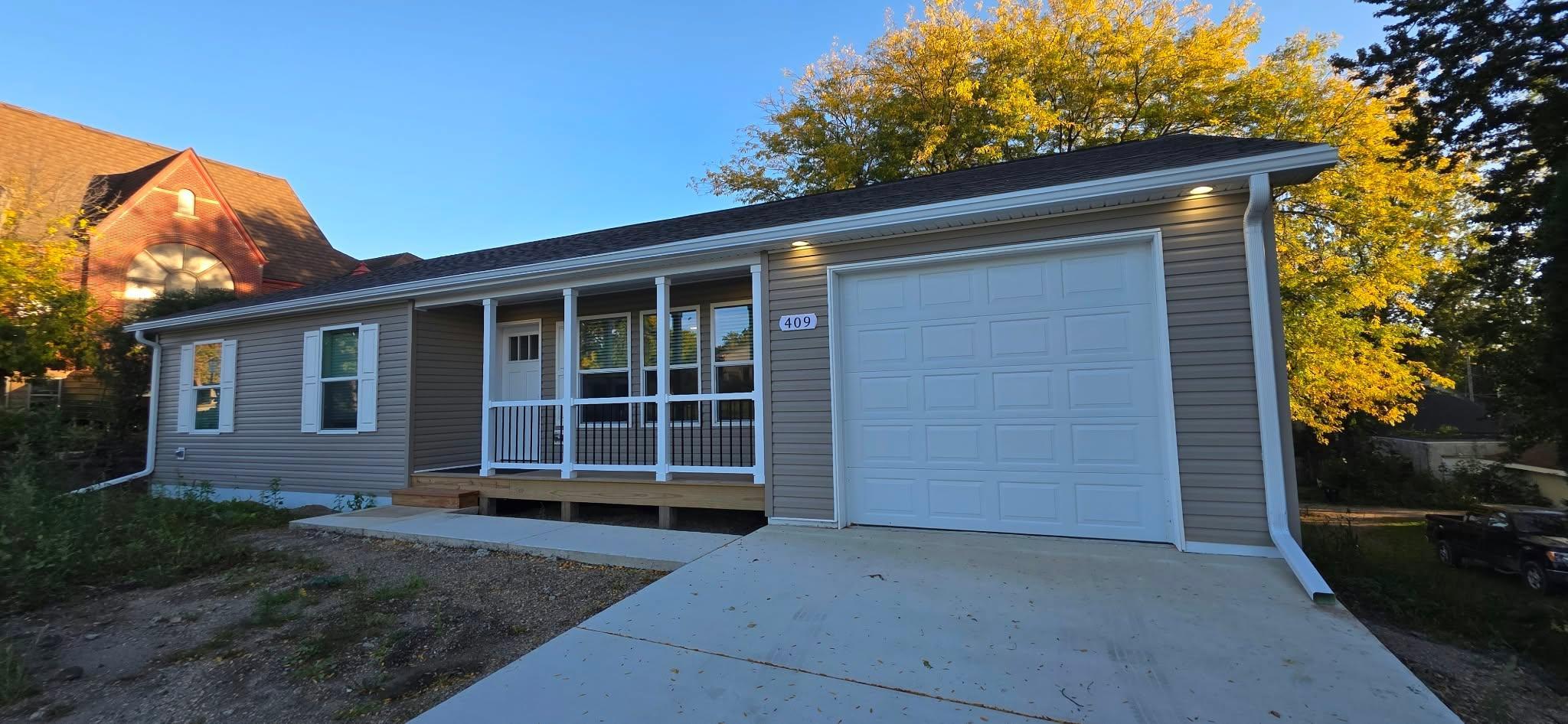 main property photo 30