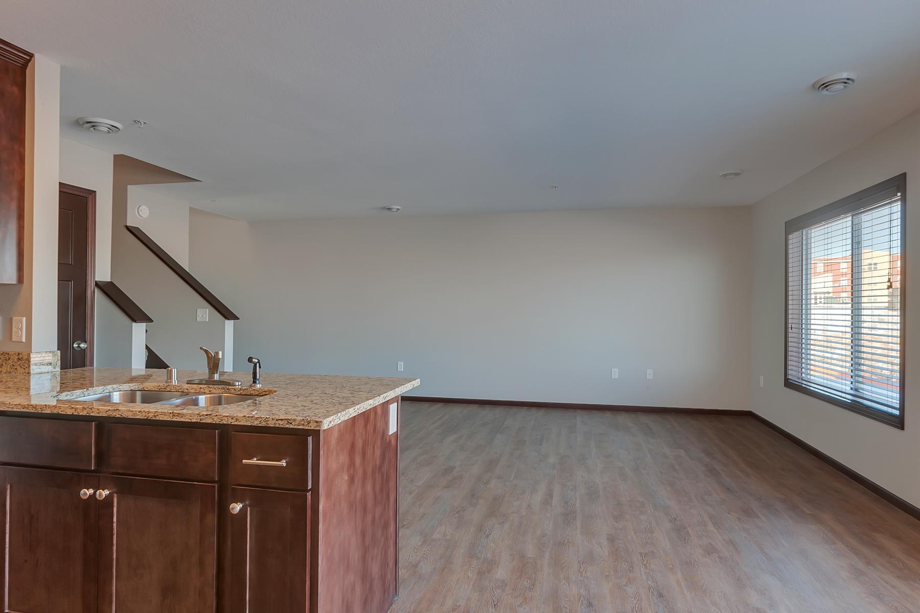 property viewer photo 5