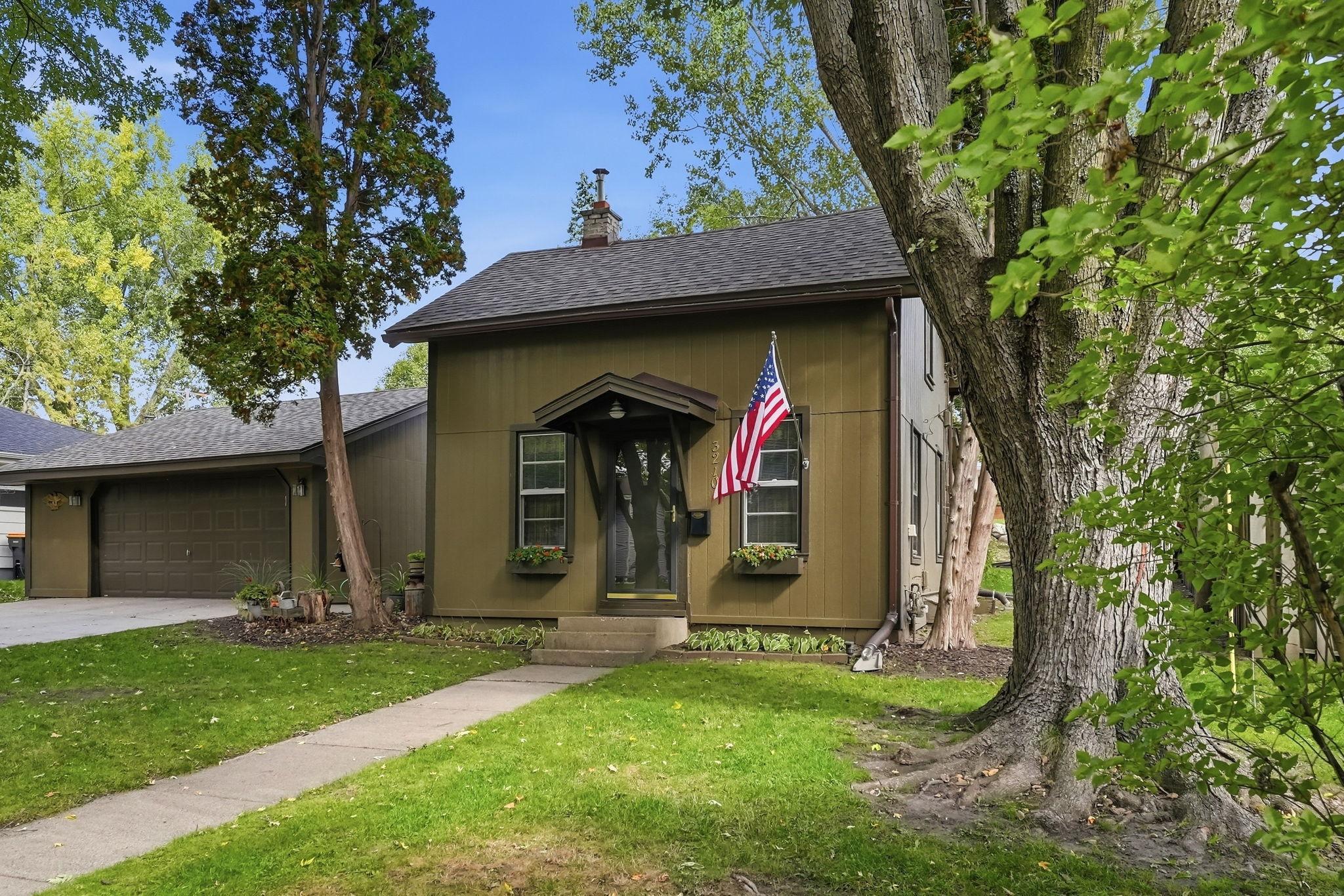 main property photo 34