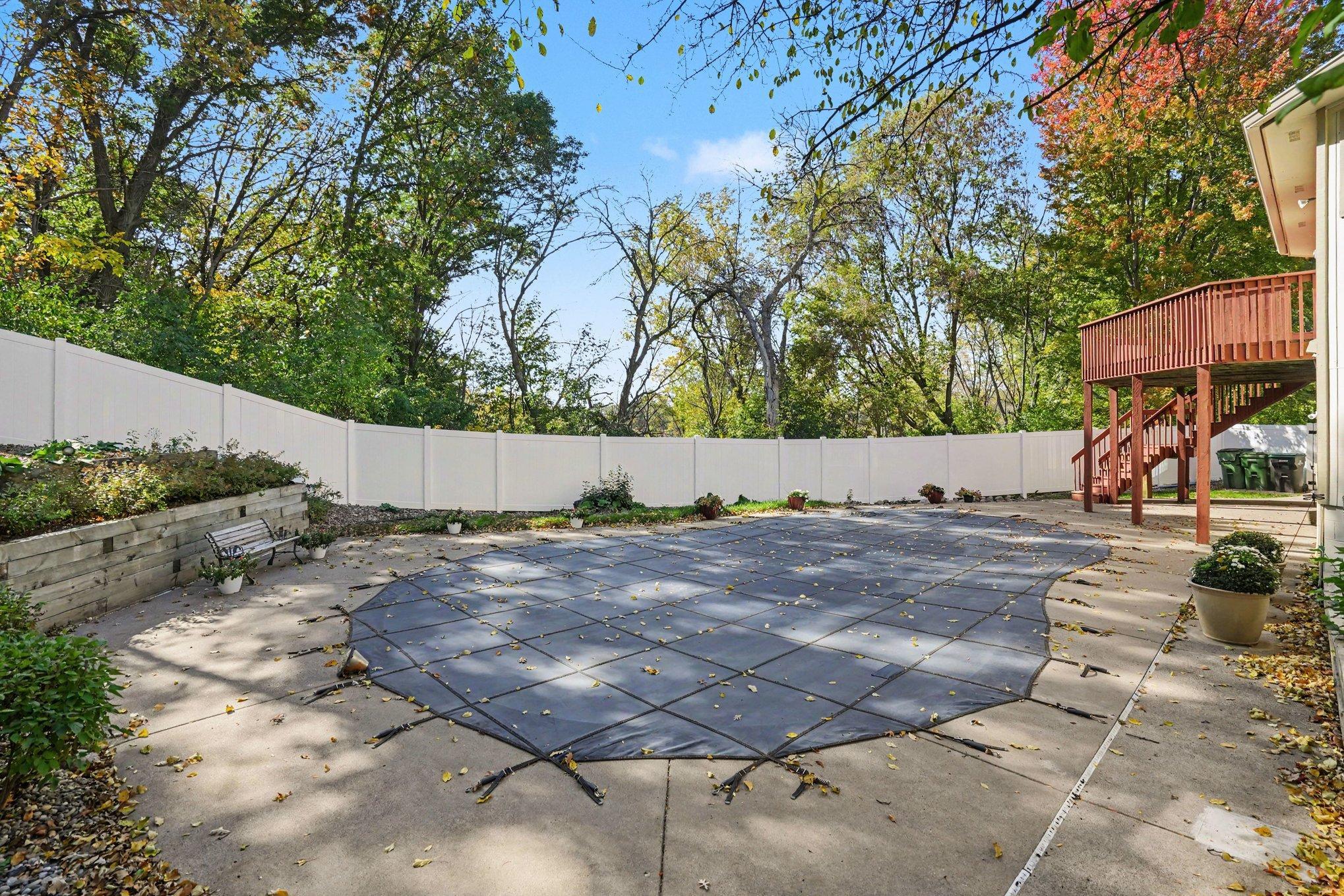 main property photo 43