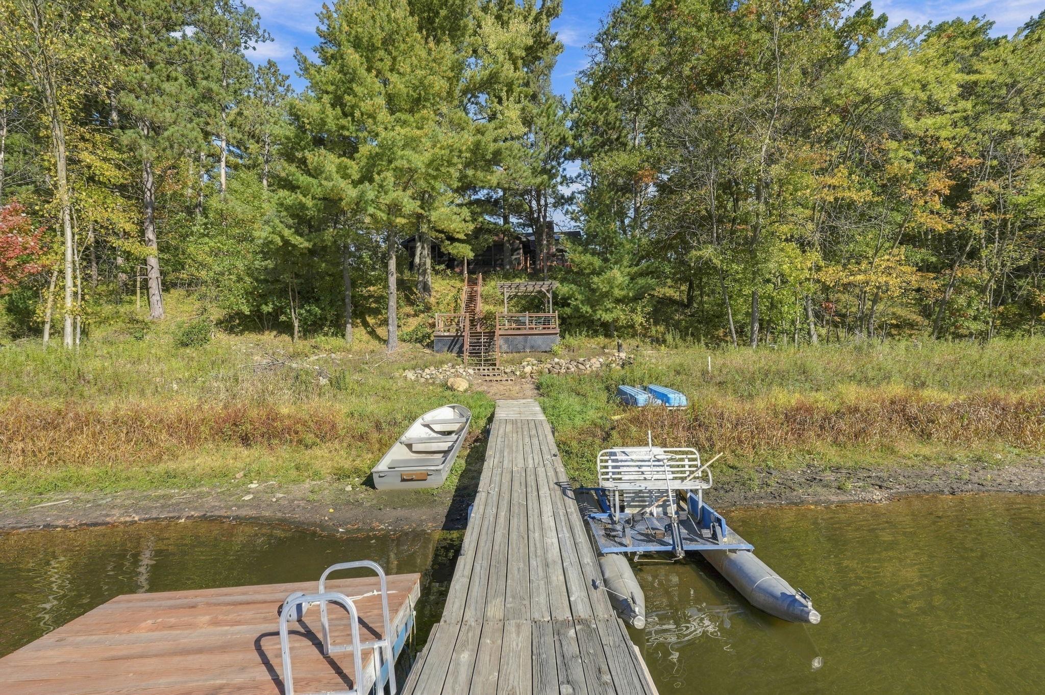 main property photo 40
