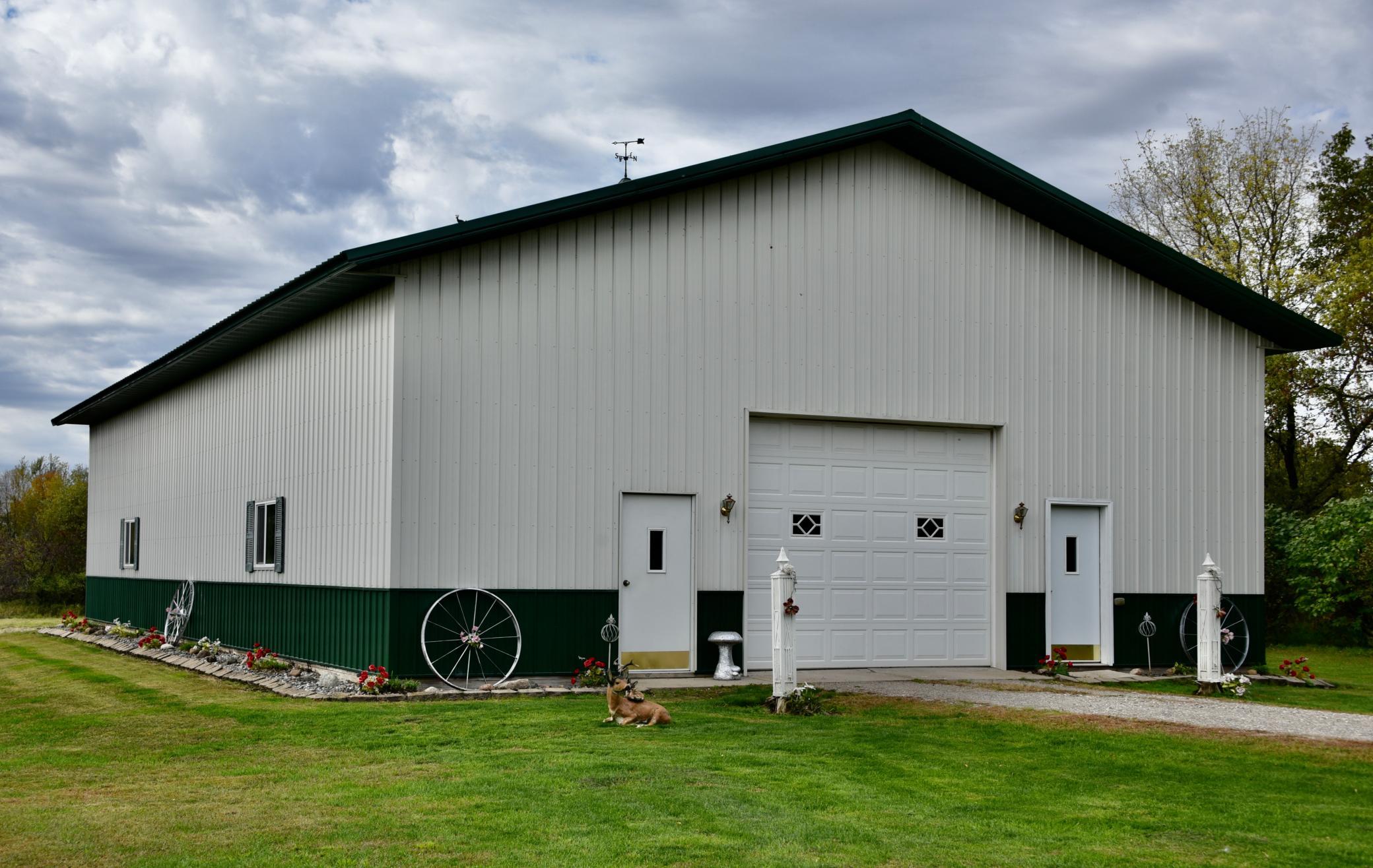 main property photo 39