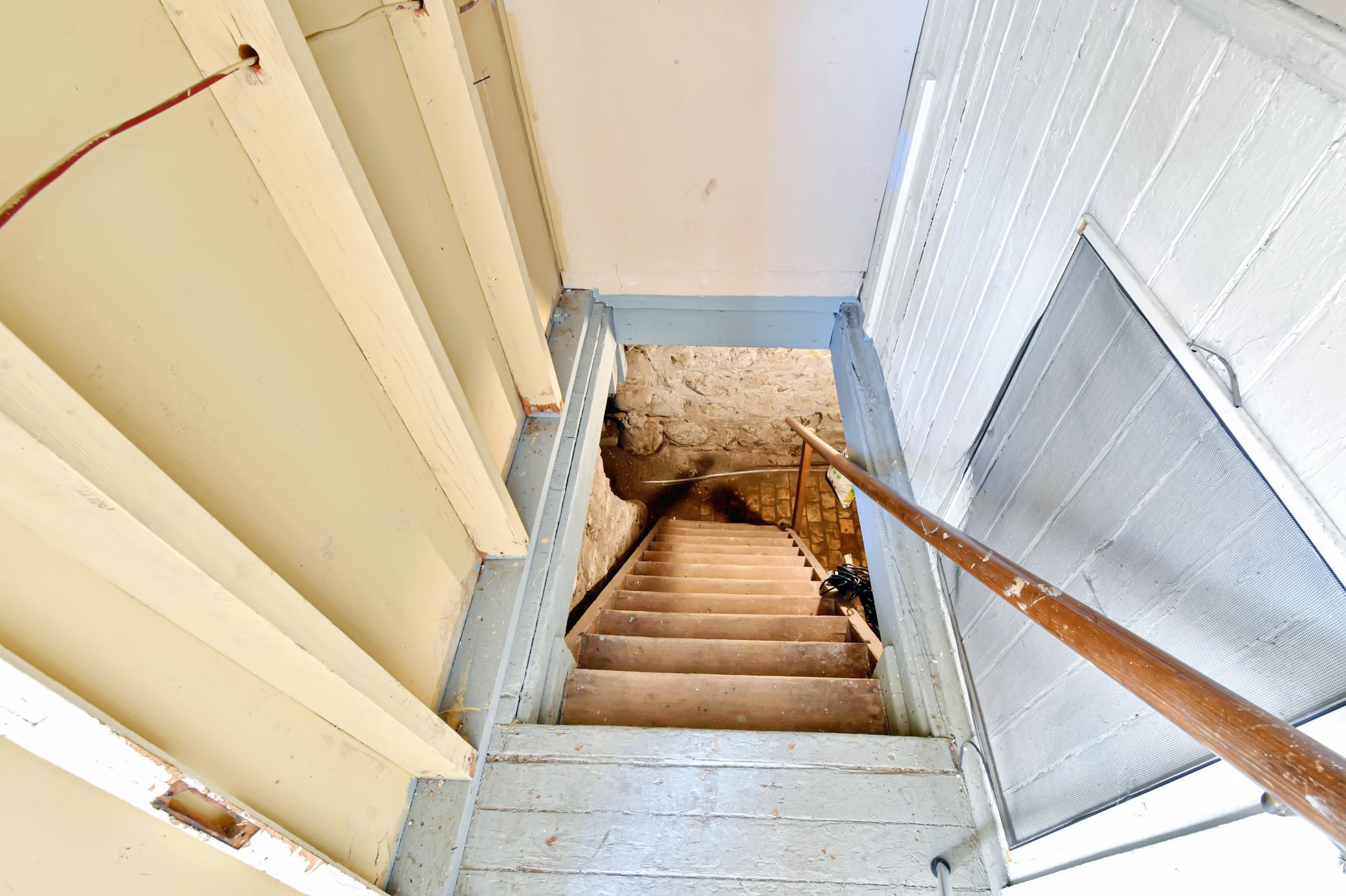 main property photo 42