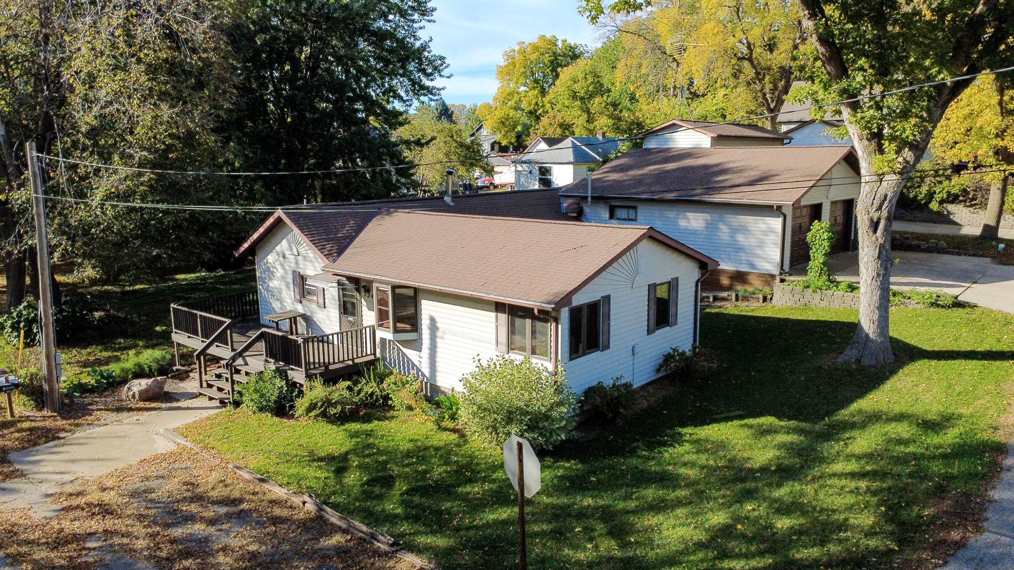 main property photo 27