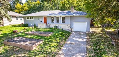 image of property with 3 Bed | 2 Bath | 1,876 Sqft