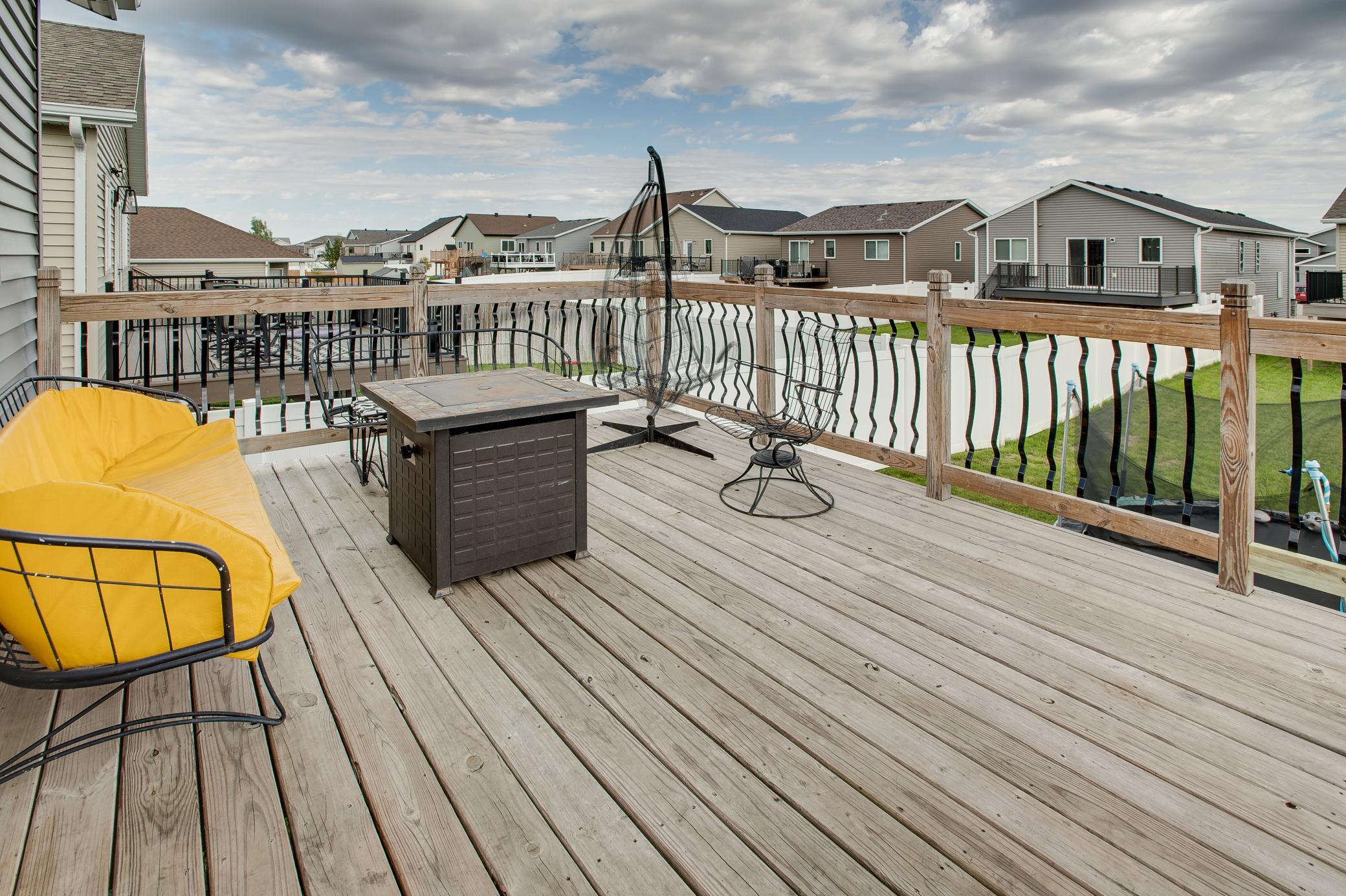 main property photo 50