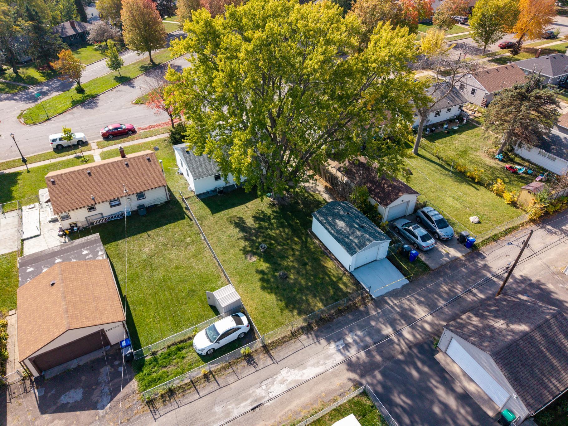 main property photo 35