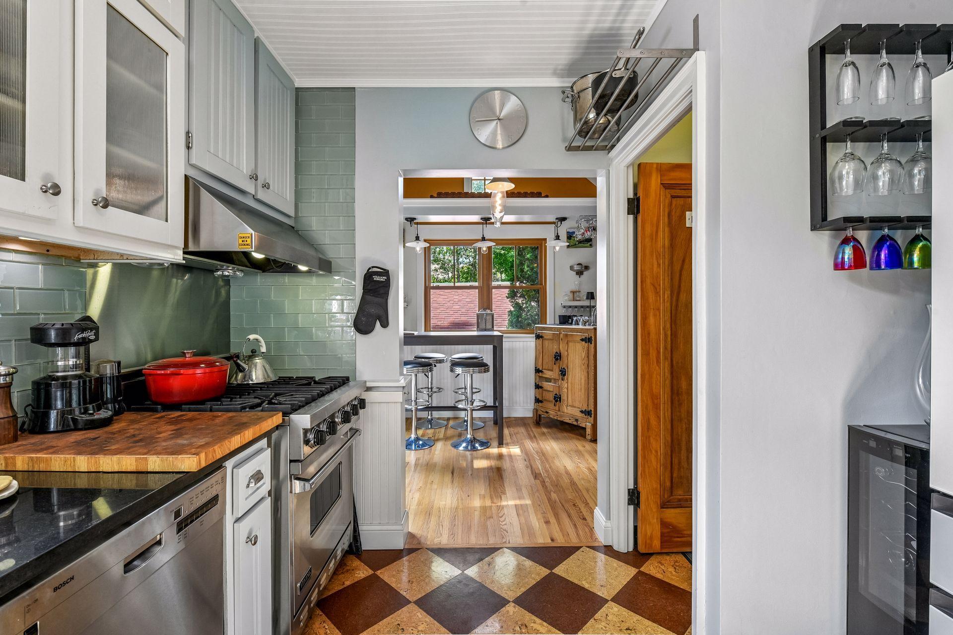 main property photo 17