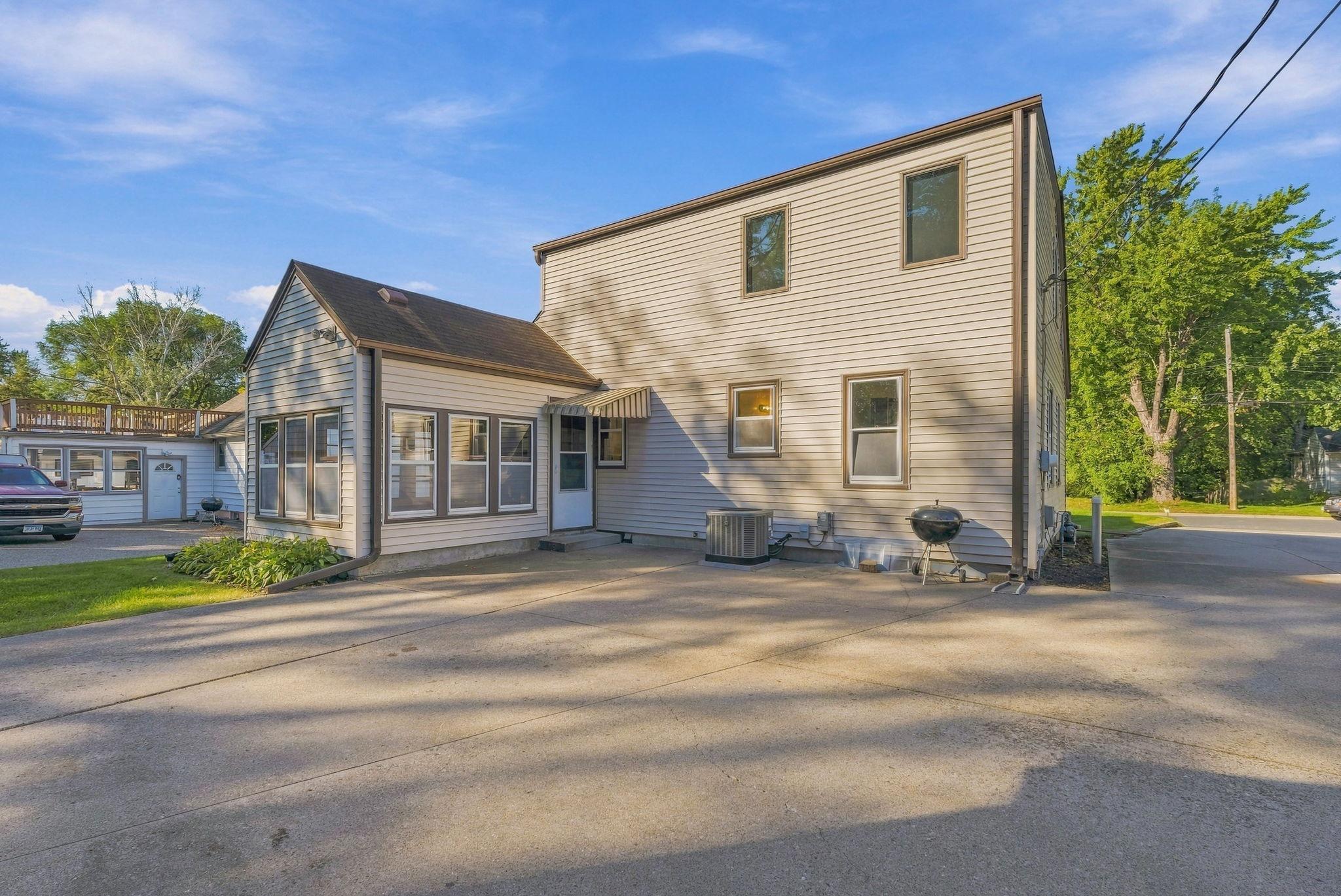 main property photo 36