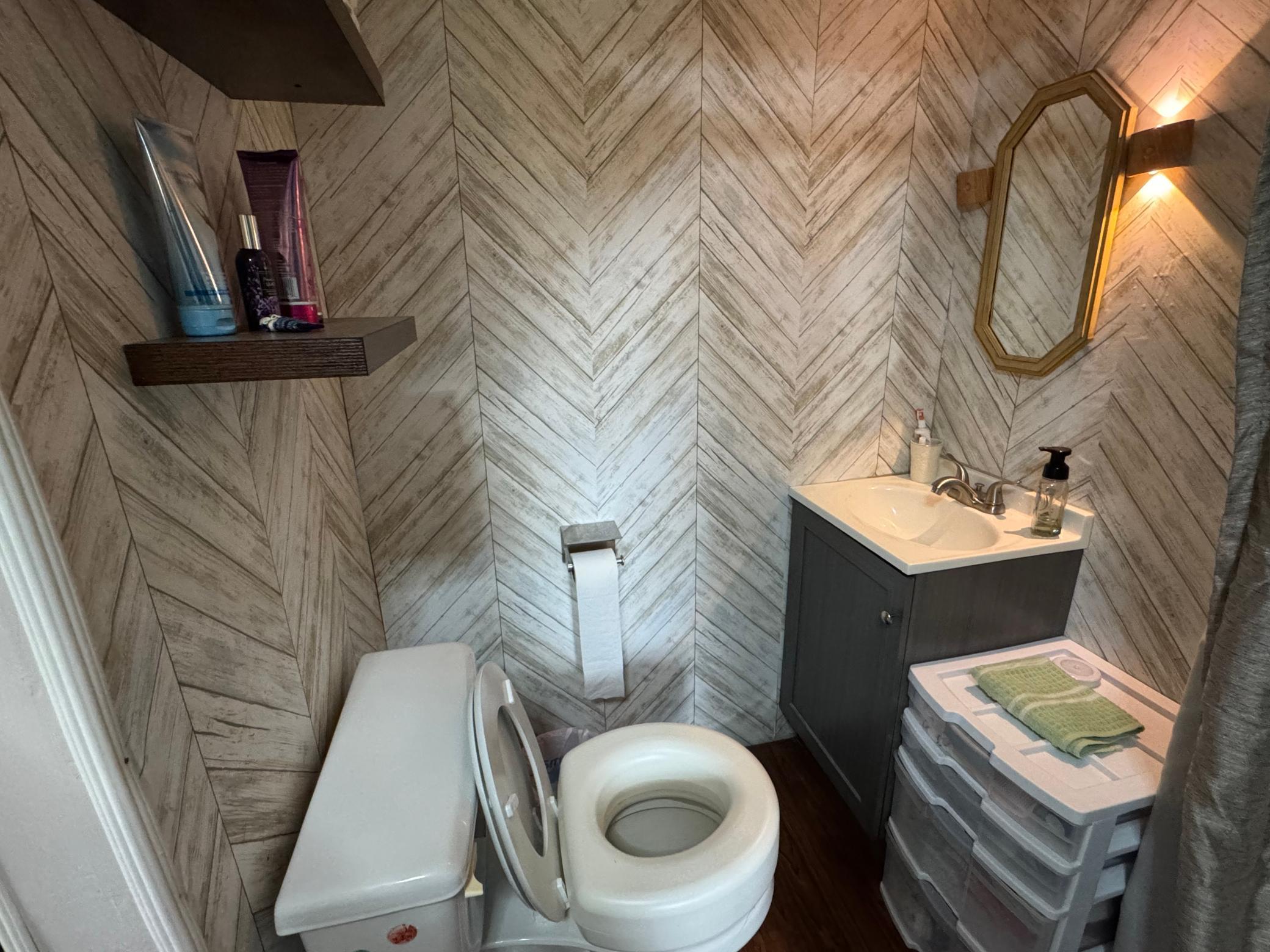 main property photo 17