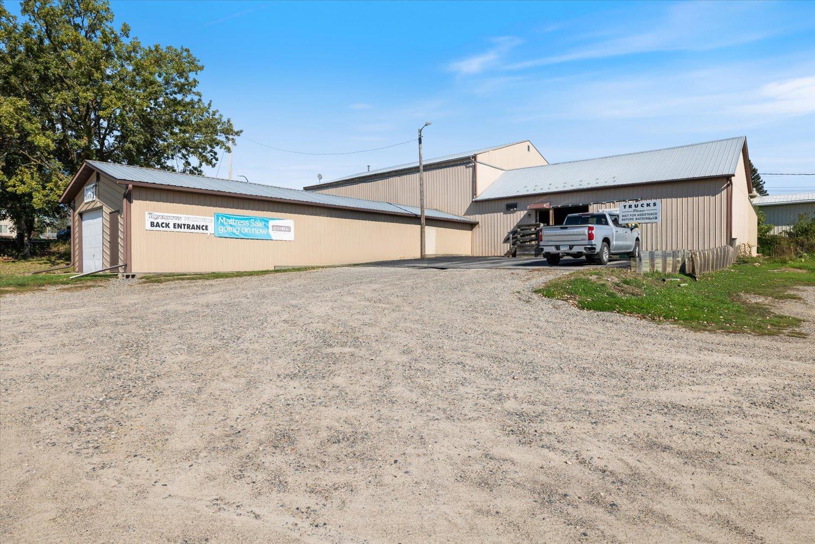 main property photo 75