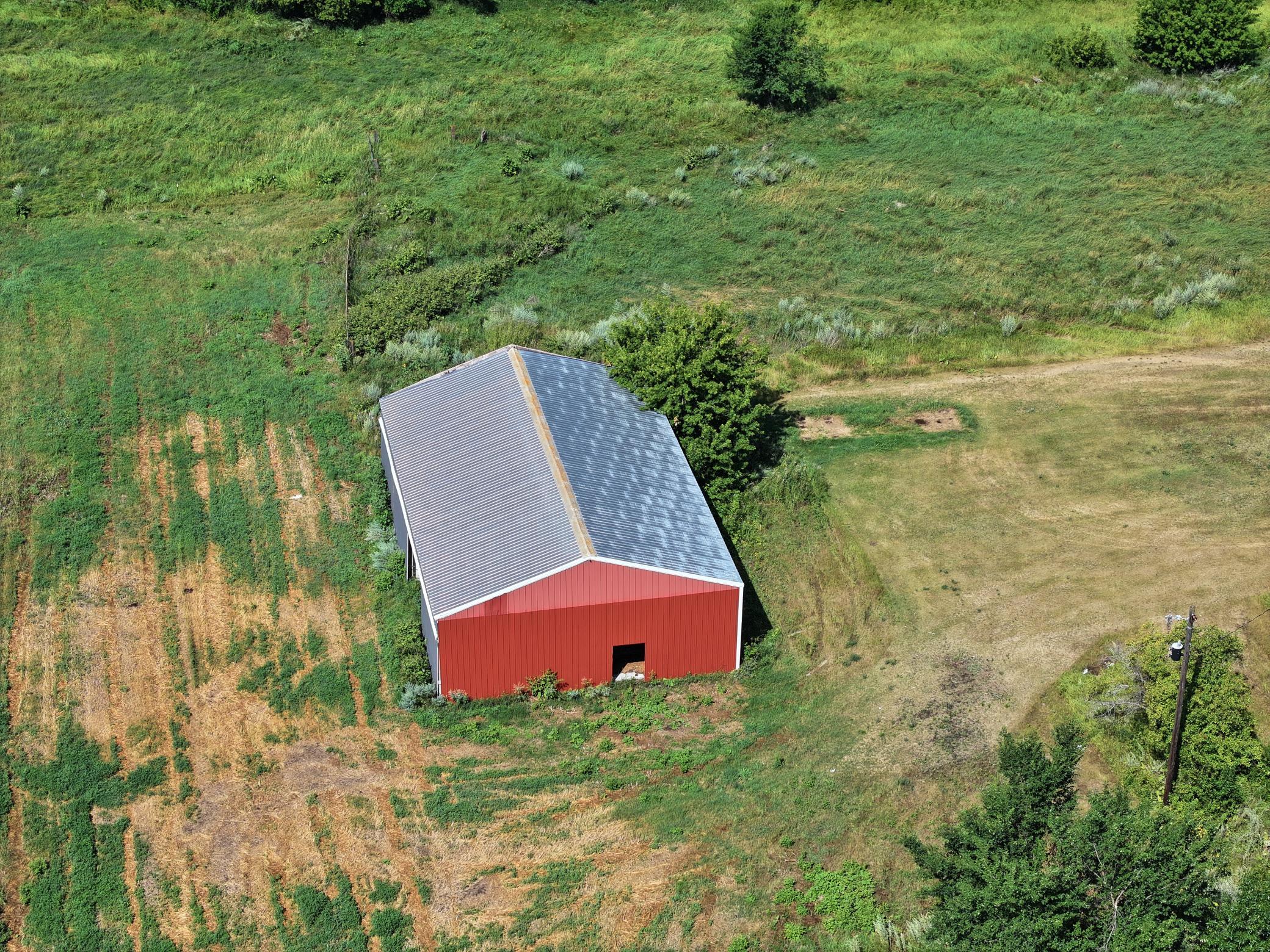 main property photo 10