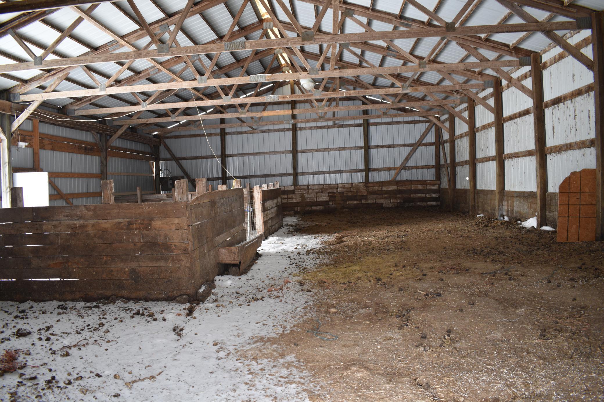 main property photo 16