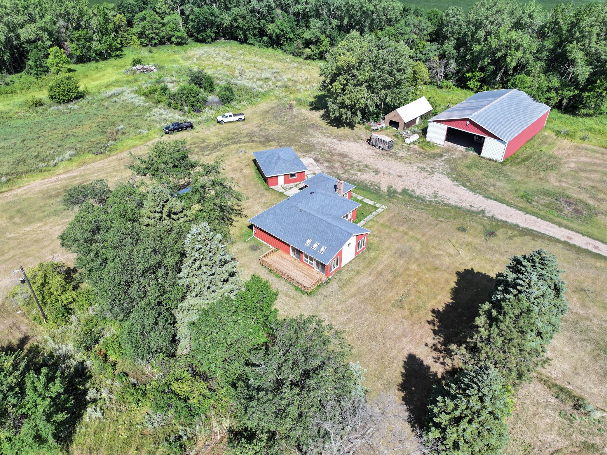 main property photo 5