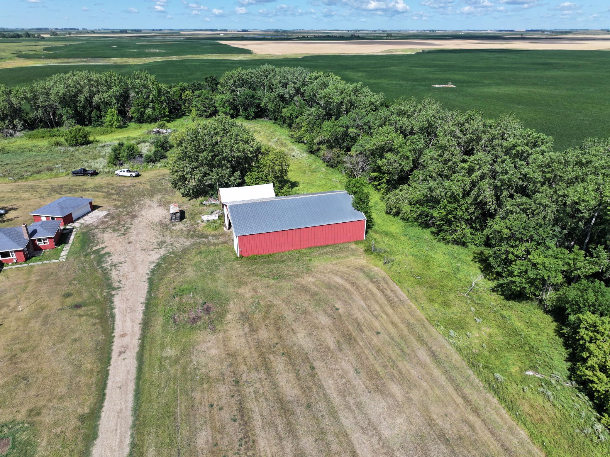 main property photo 7