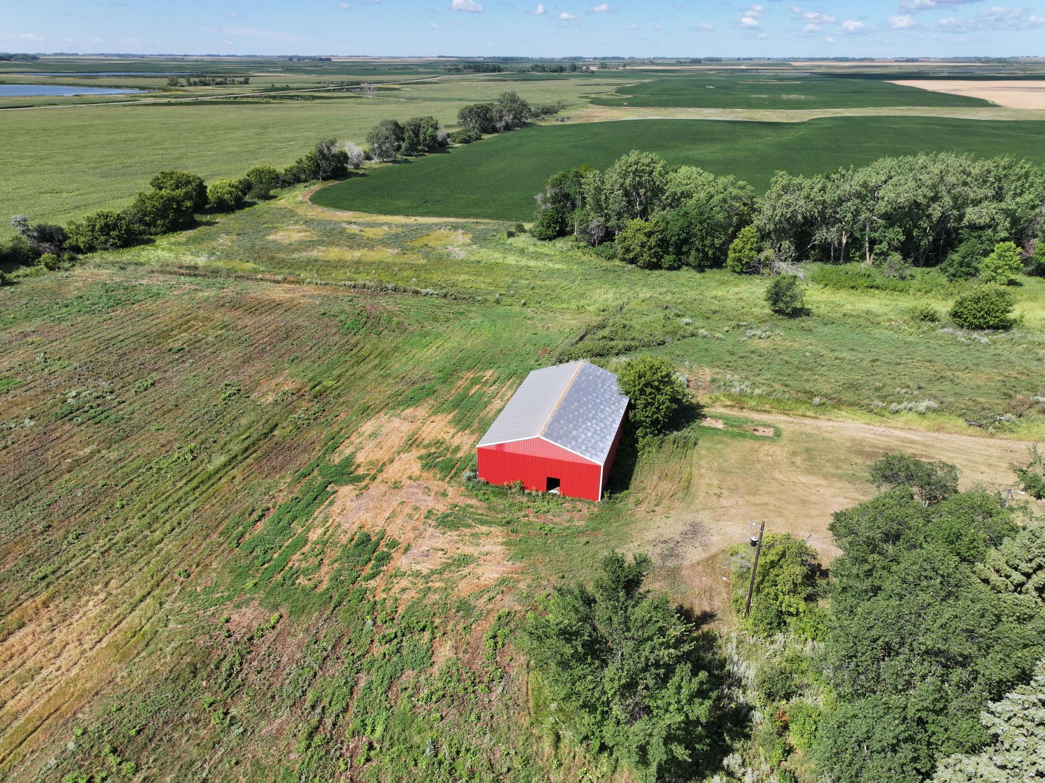 main property photo 9