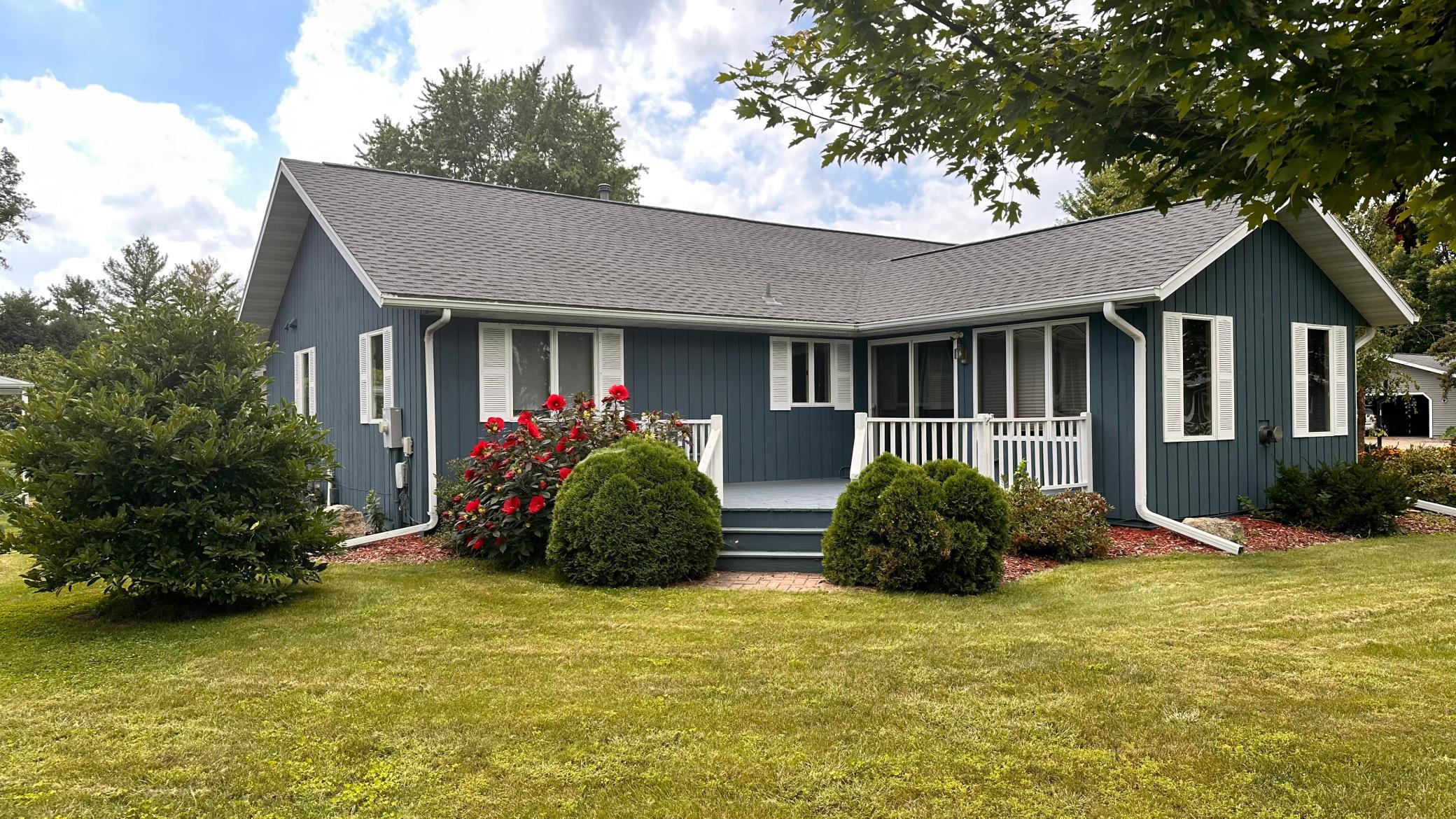 main property photo 29