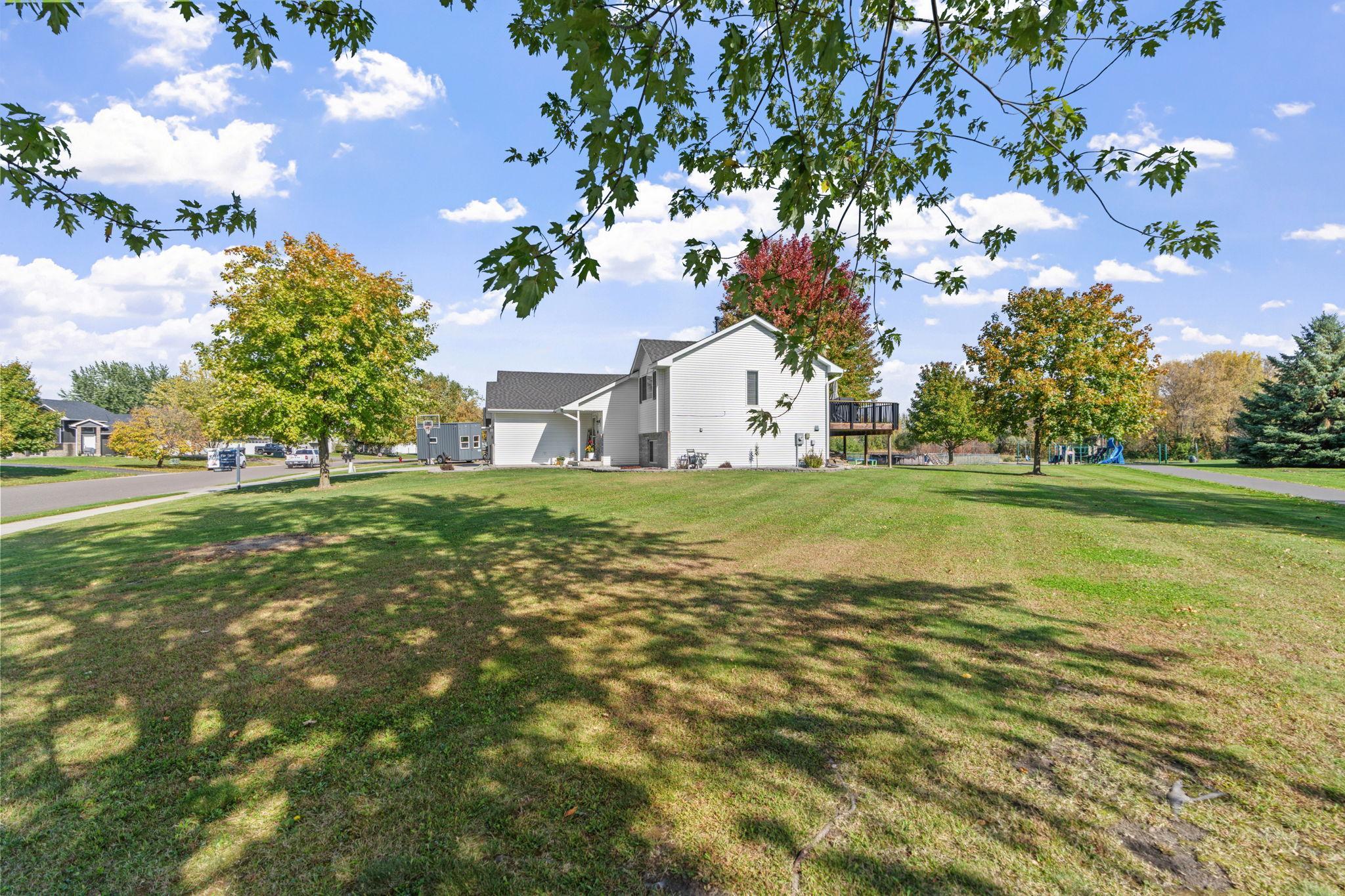 main property photo 3