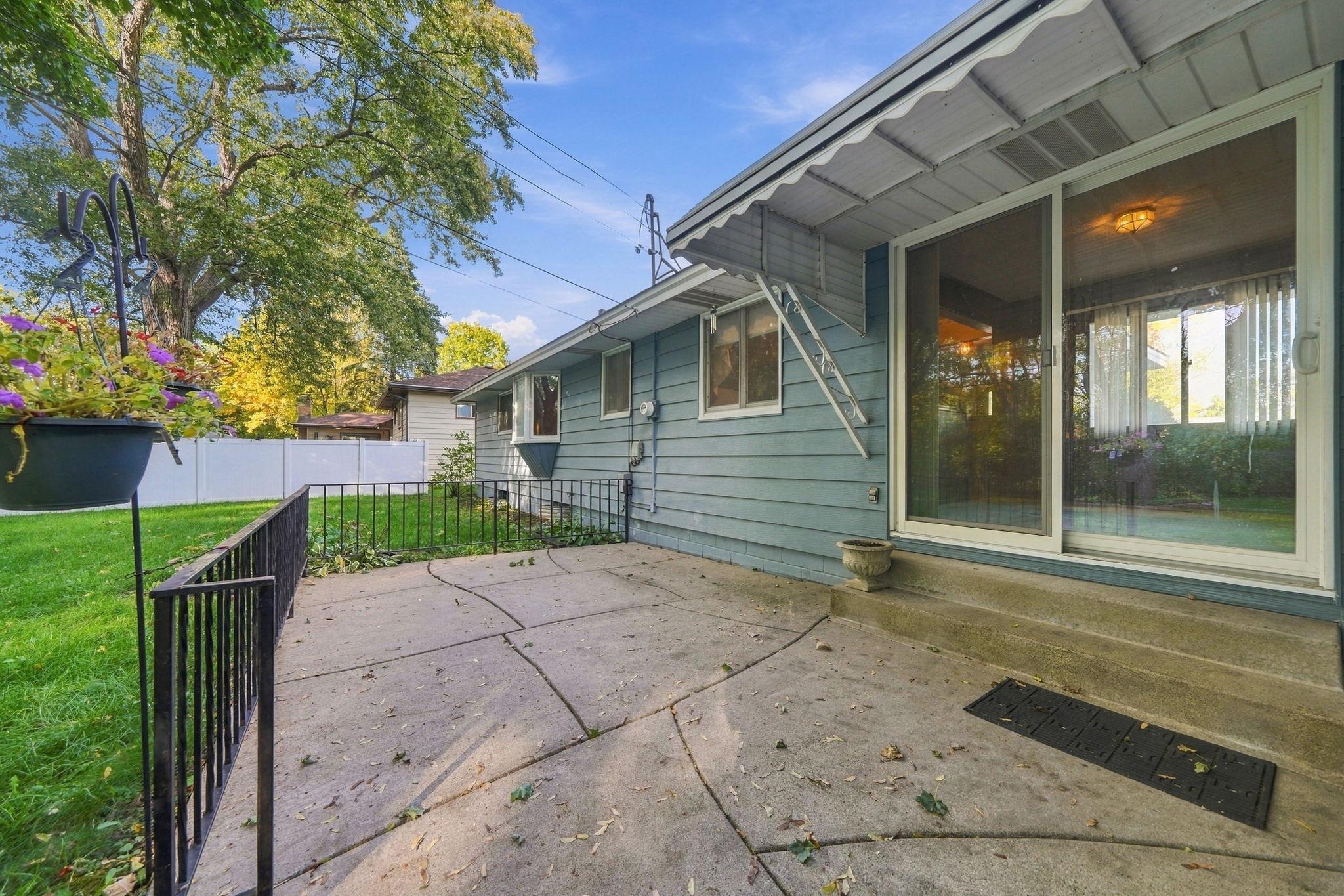 main property photo 48