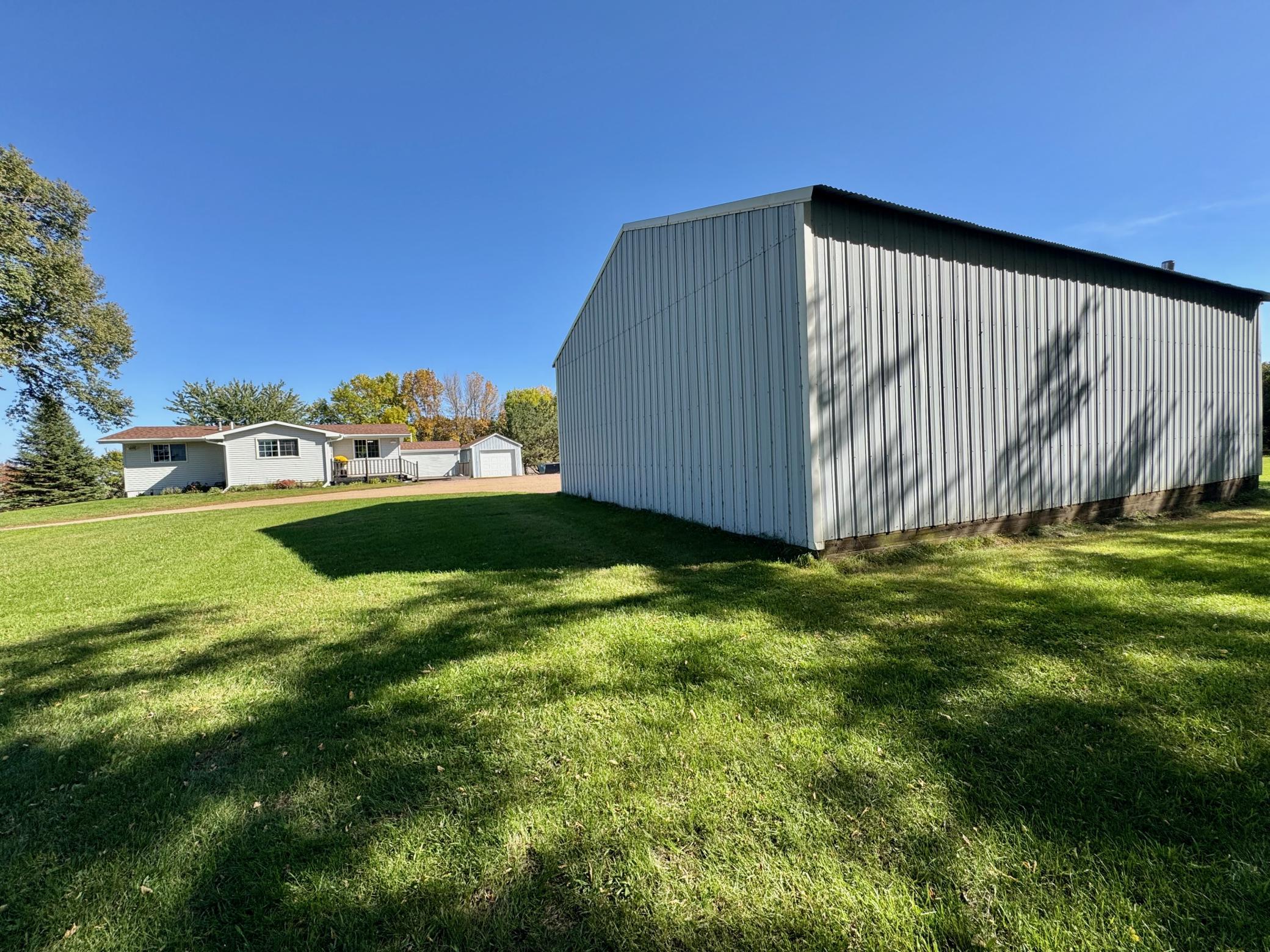 main property photo 22