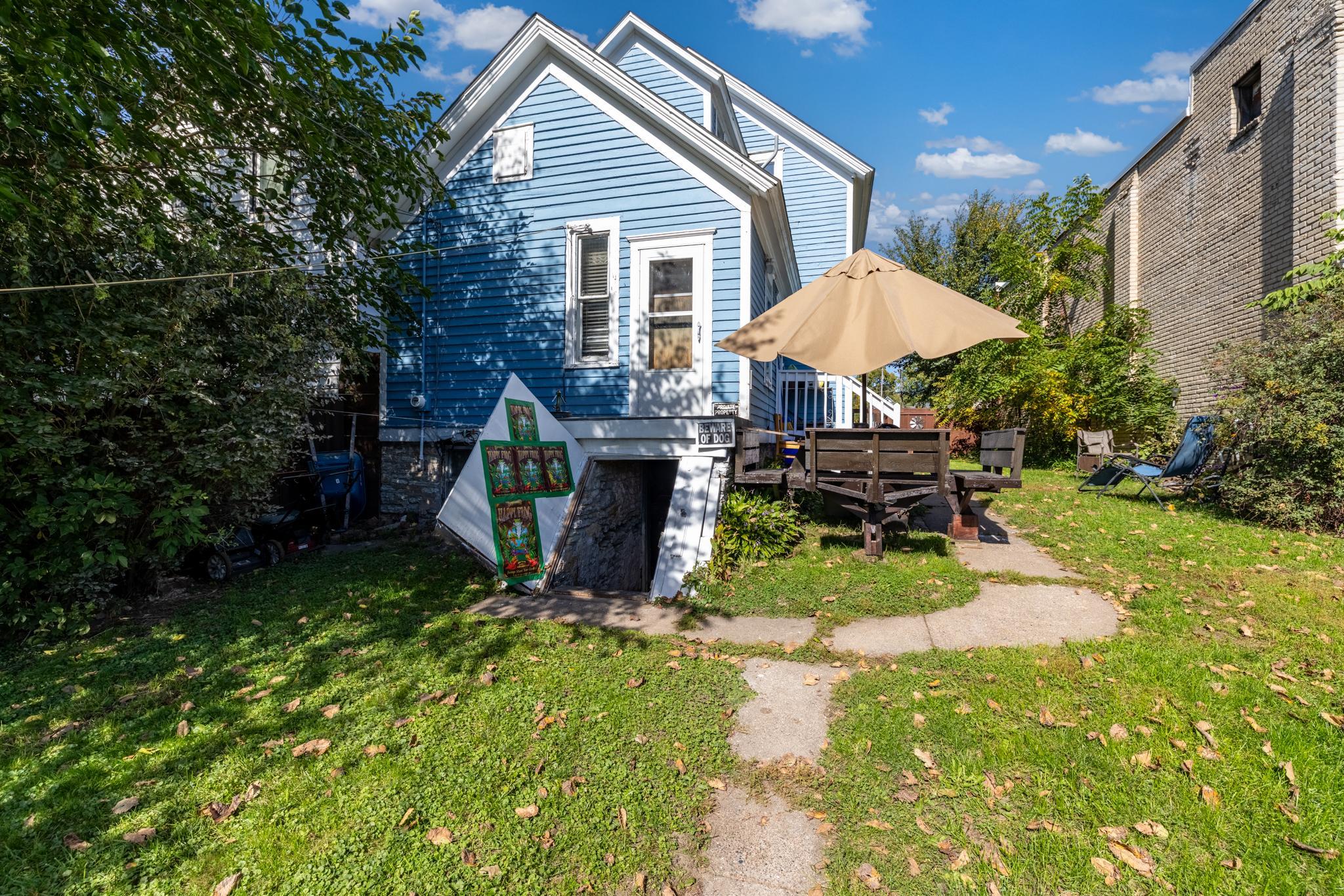 main property photo 33