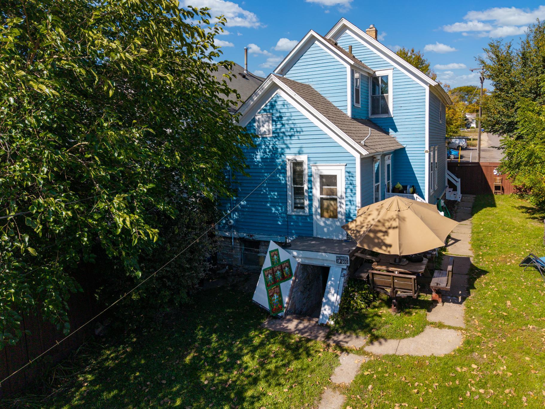 main property photo 34