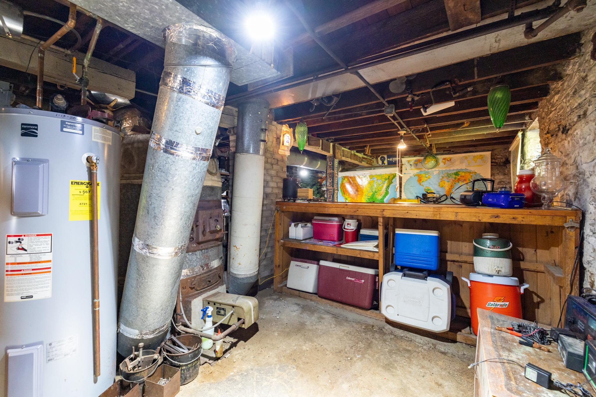 main property photo 40