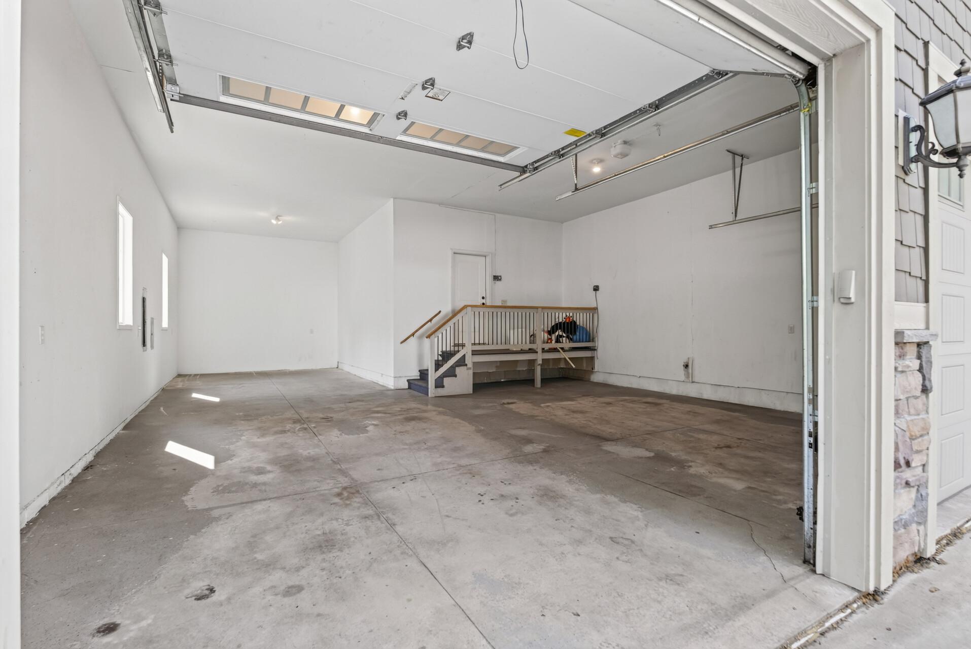 main property photo 74