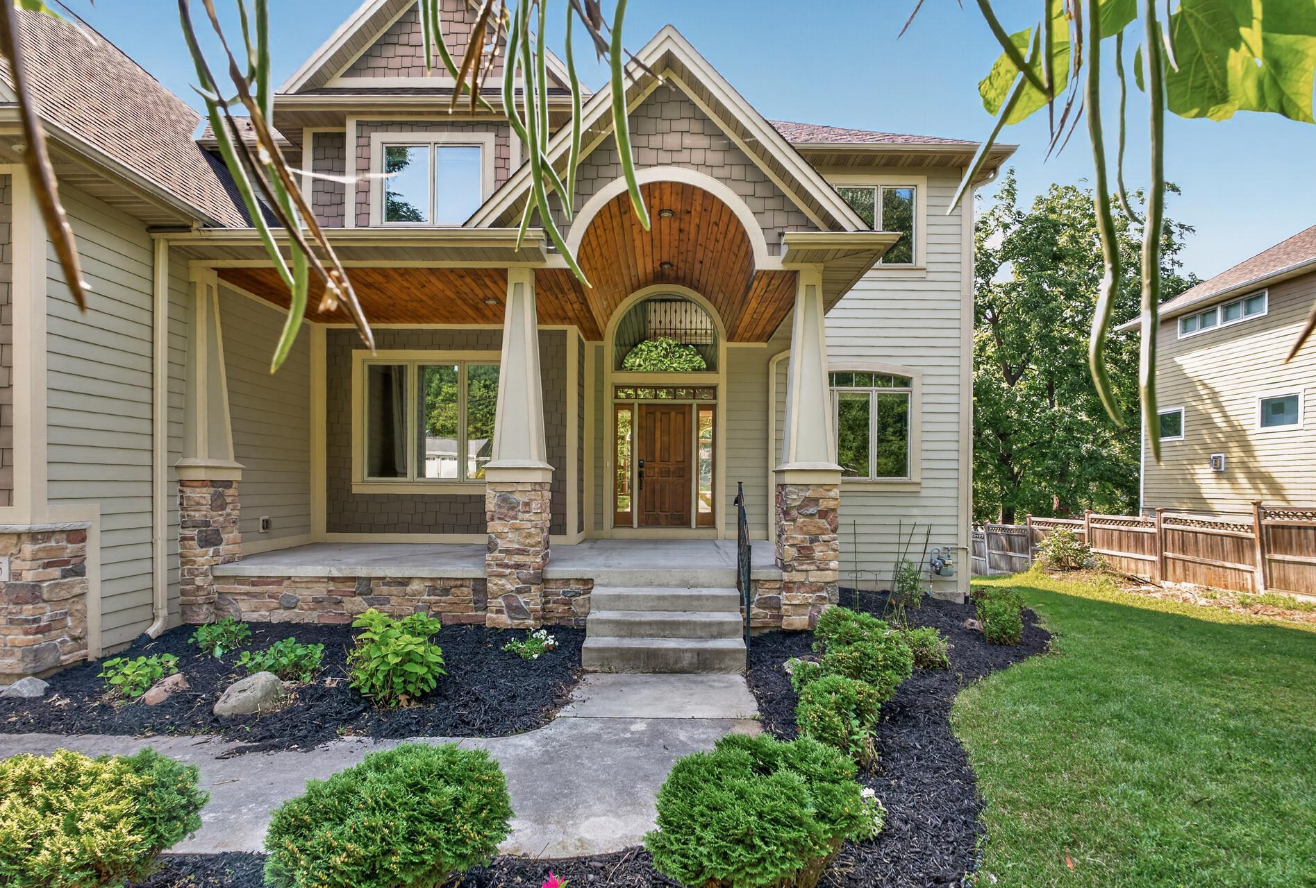 main property photo 78