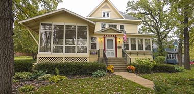 image of property with 4 Bed | 4 Bath | 2,926 Sqft