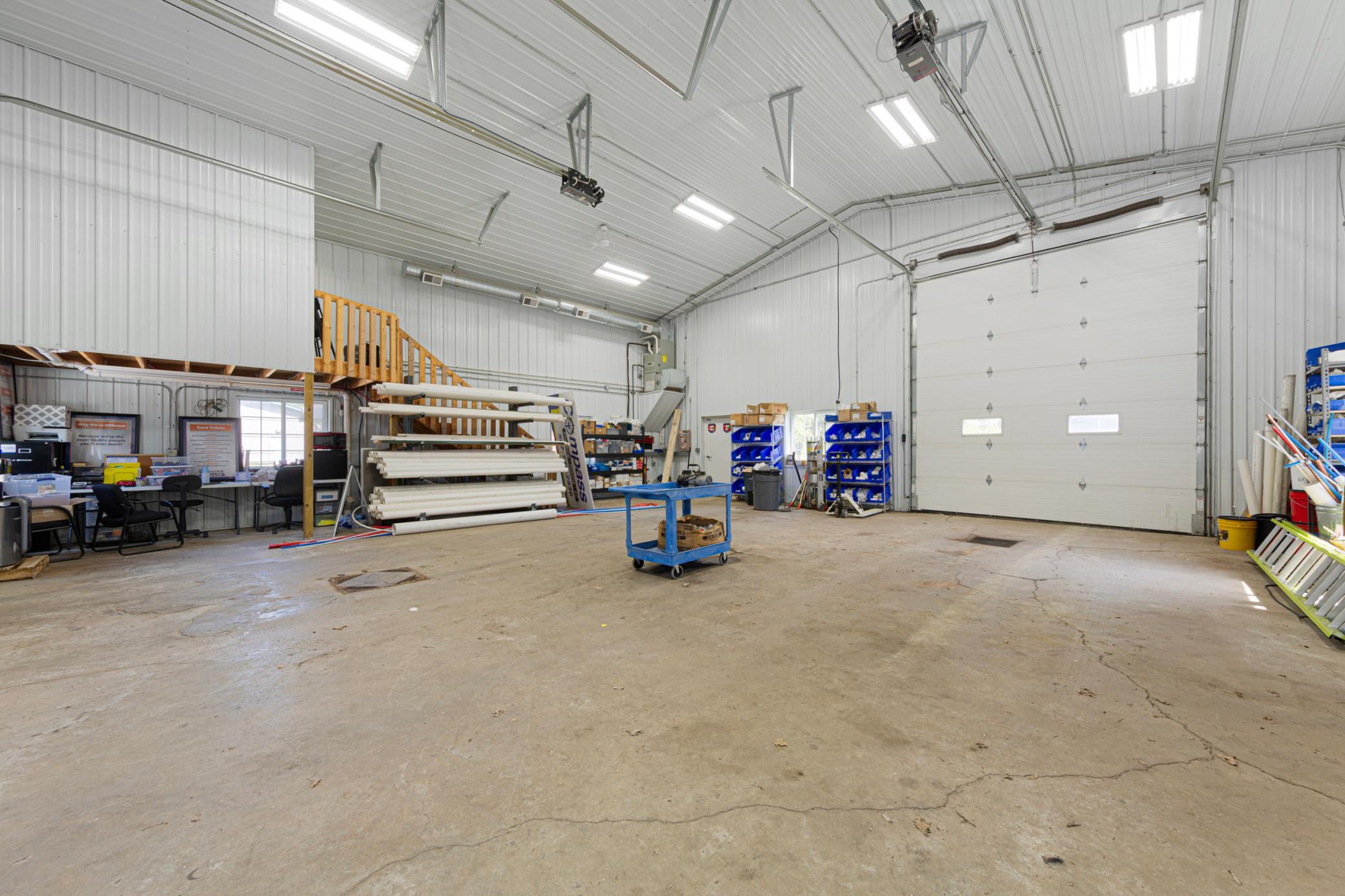 main property photo 12