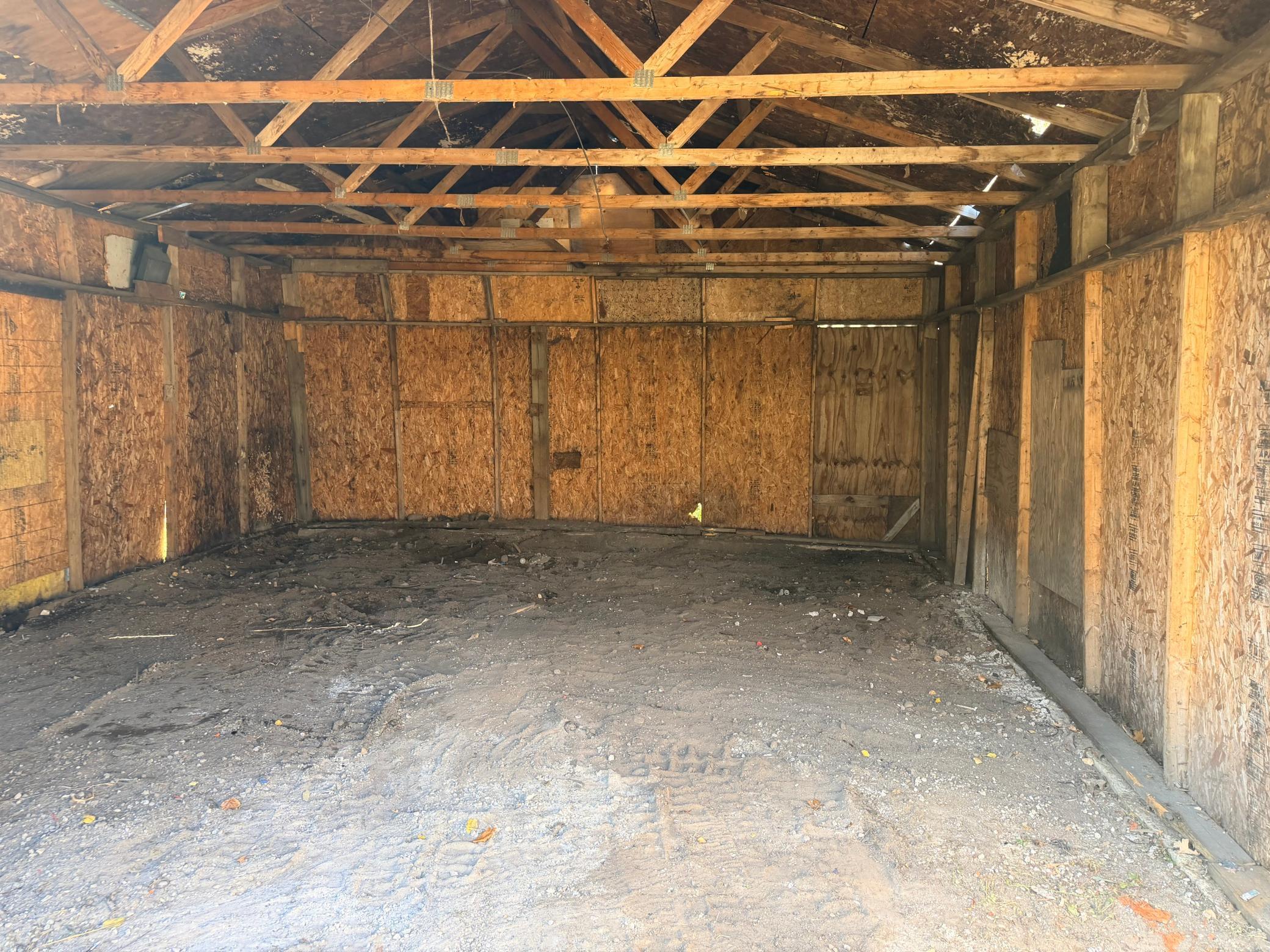 main property photo 26
