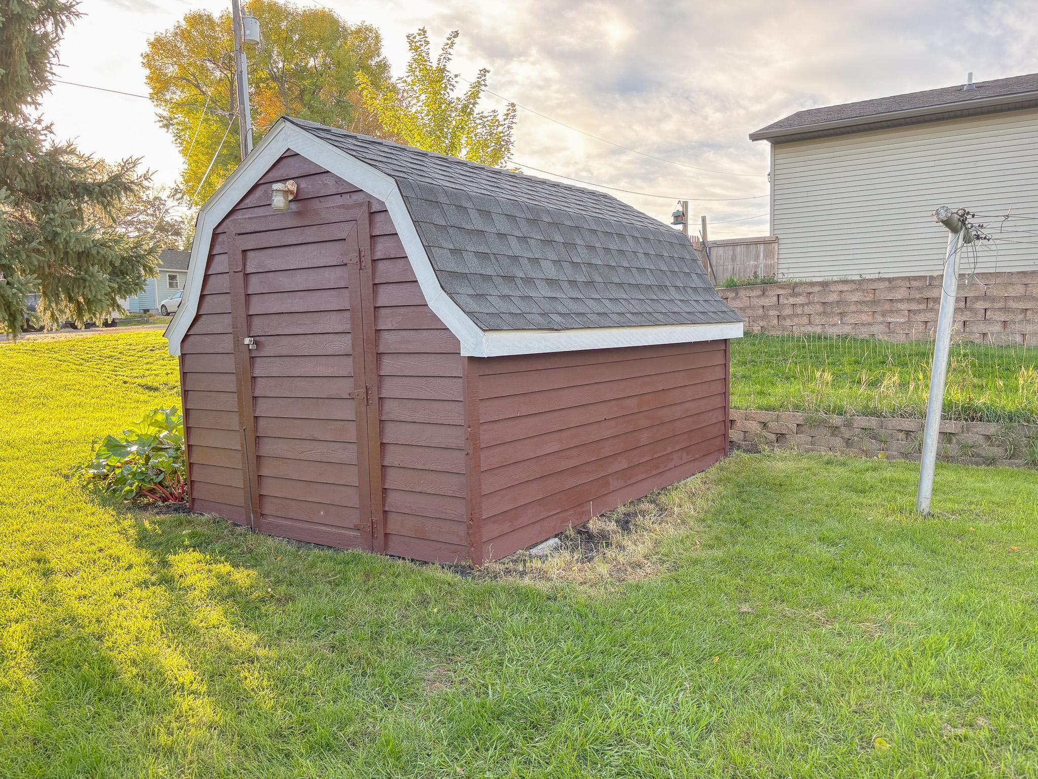 main property photo 47