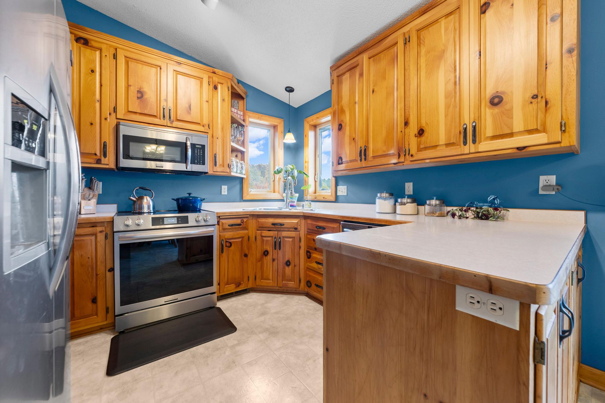 main property photo 20