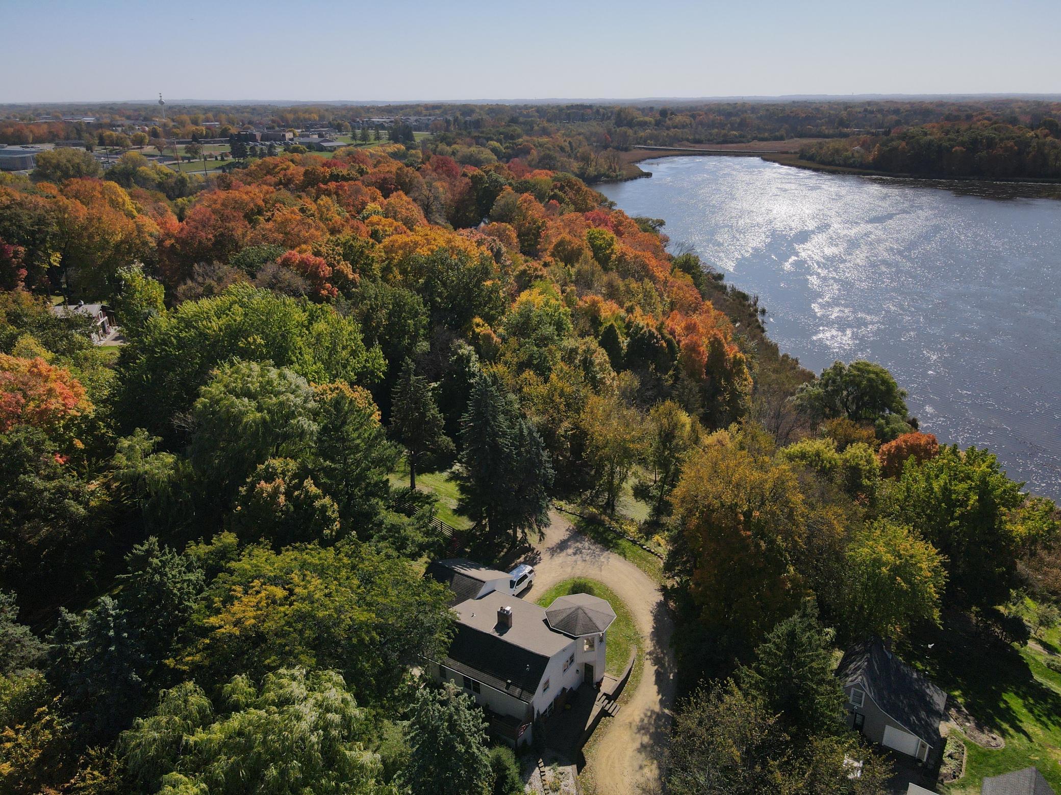 main property photo 45