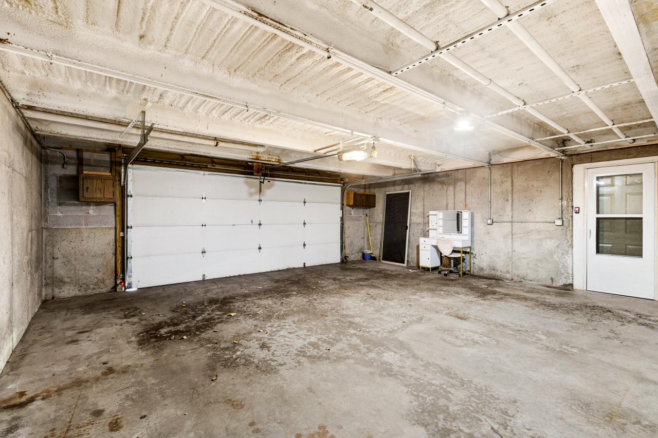 main property photo 81