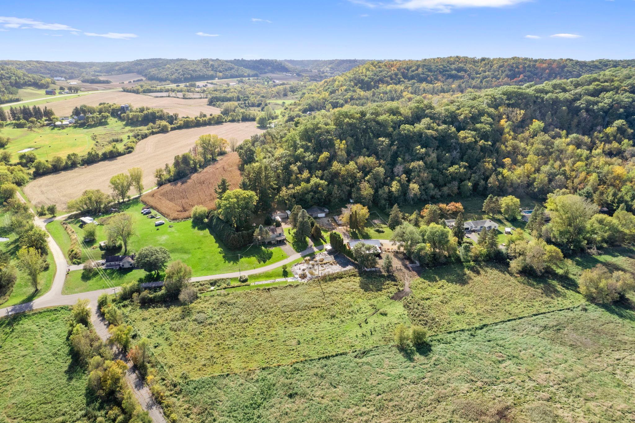 main property photo 5