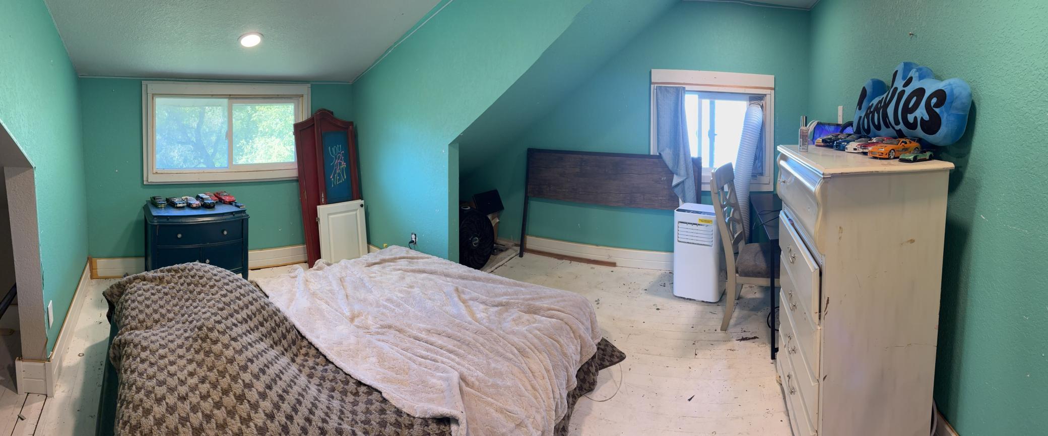 main property photo 30