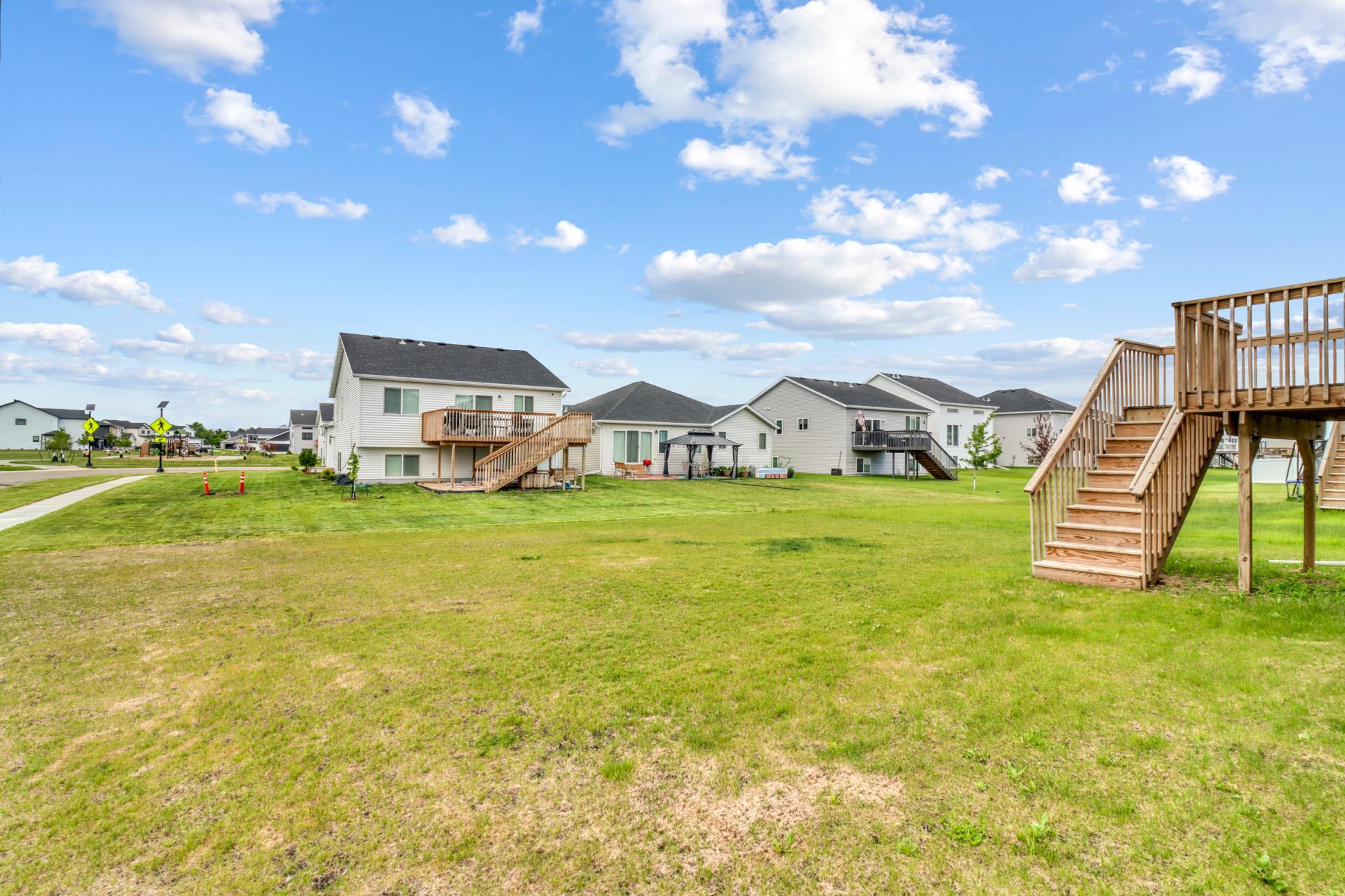 main property photo 3