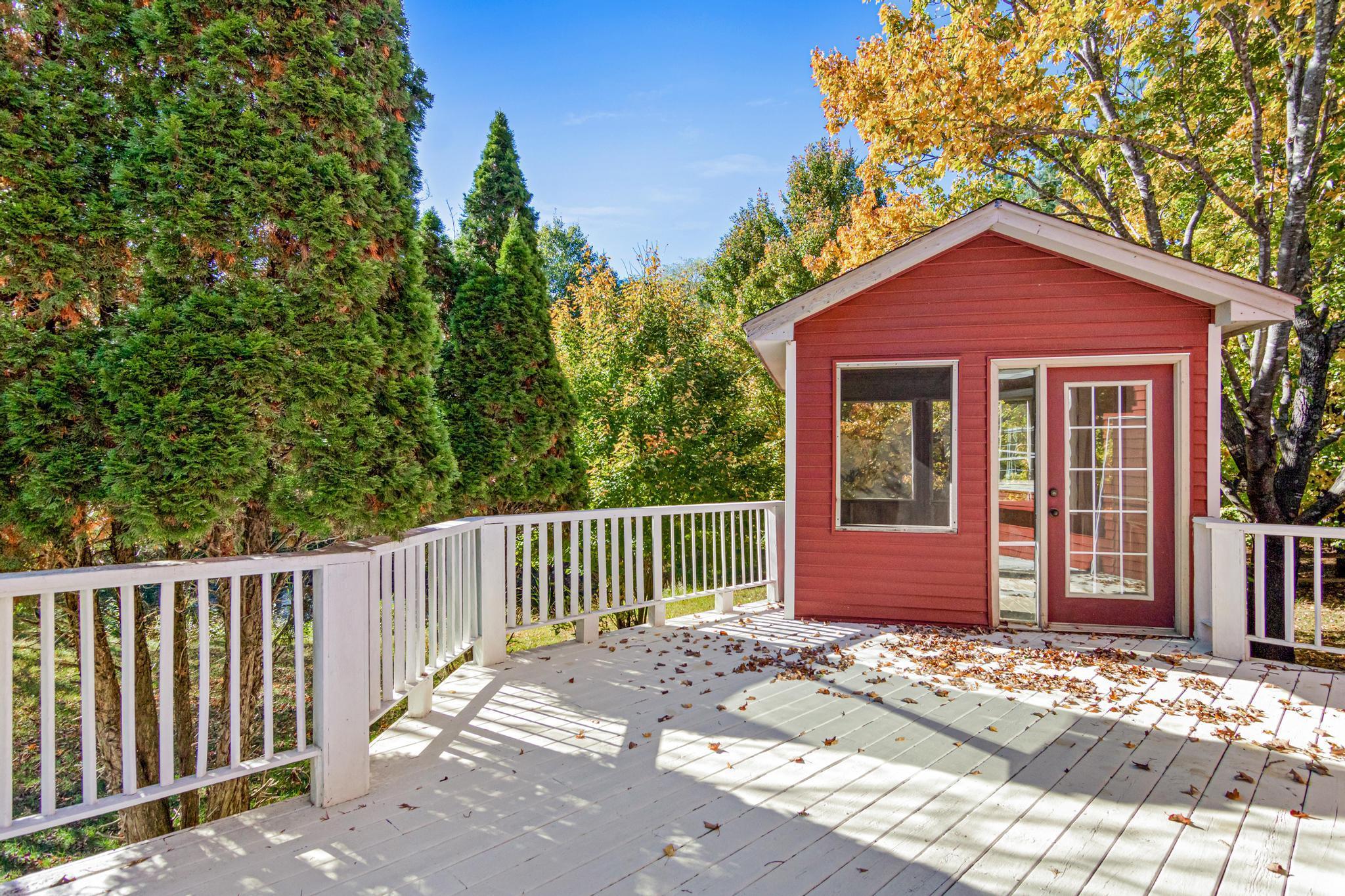 main property photo 37