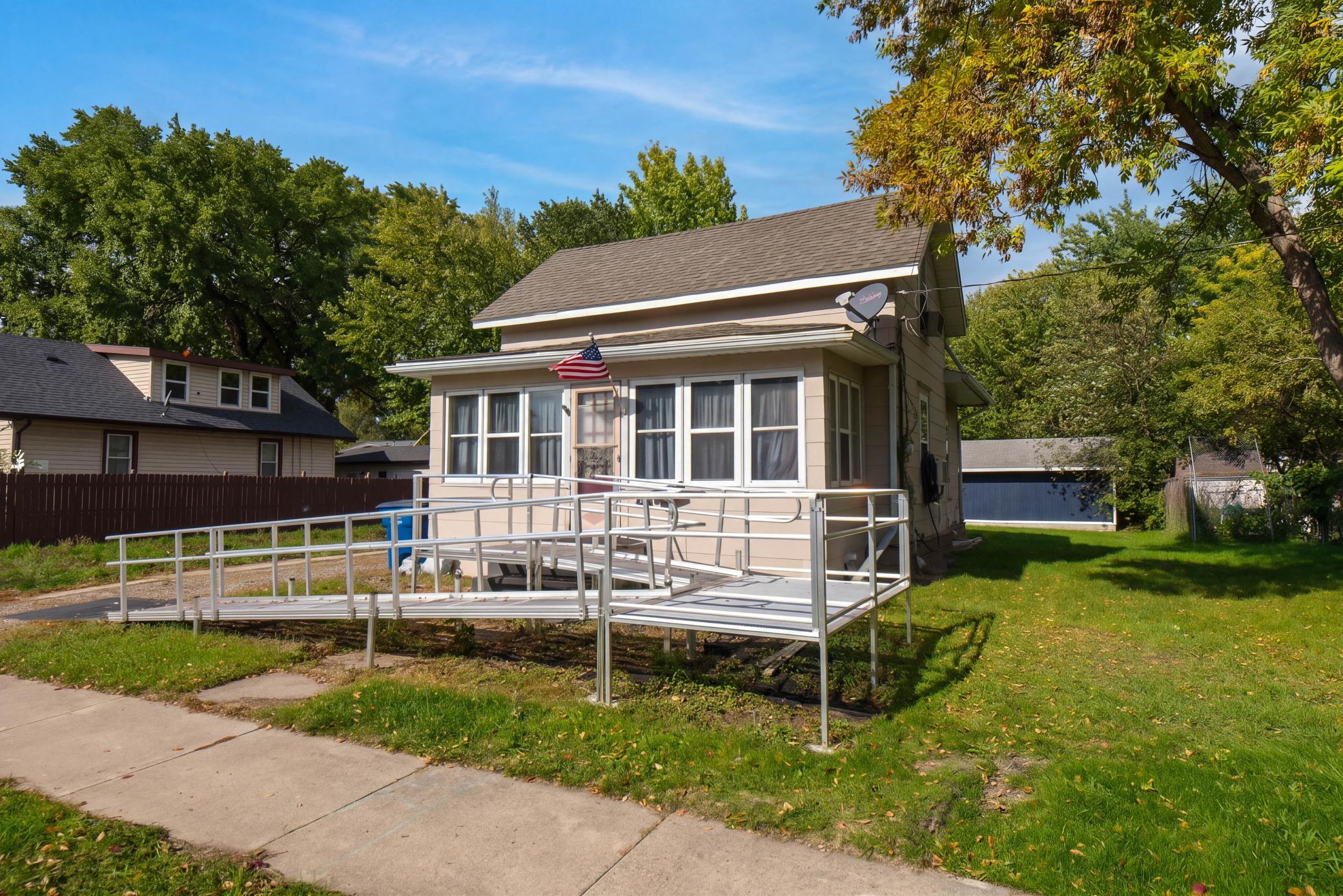 main property photo 1