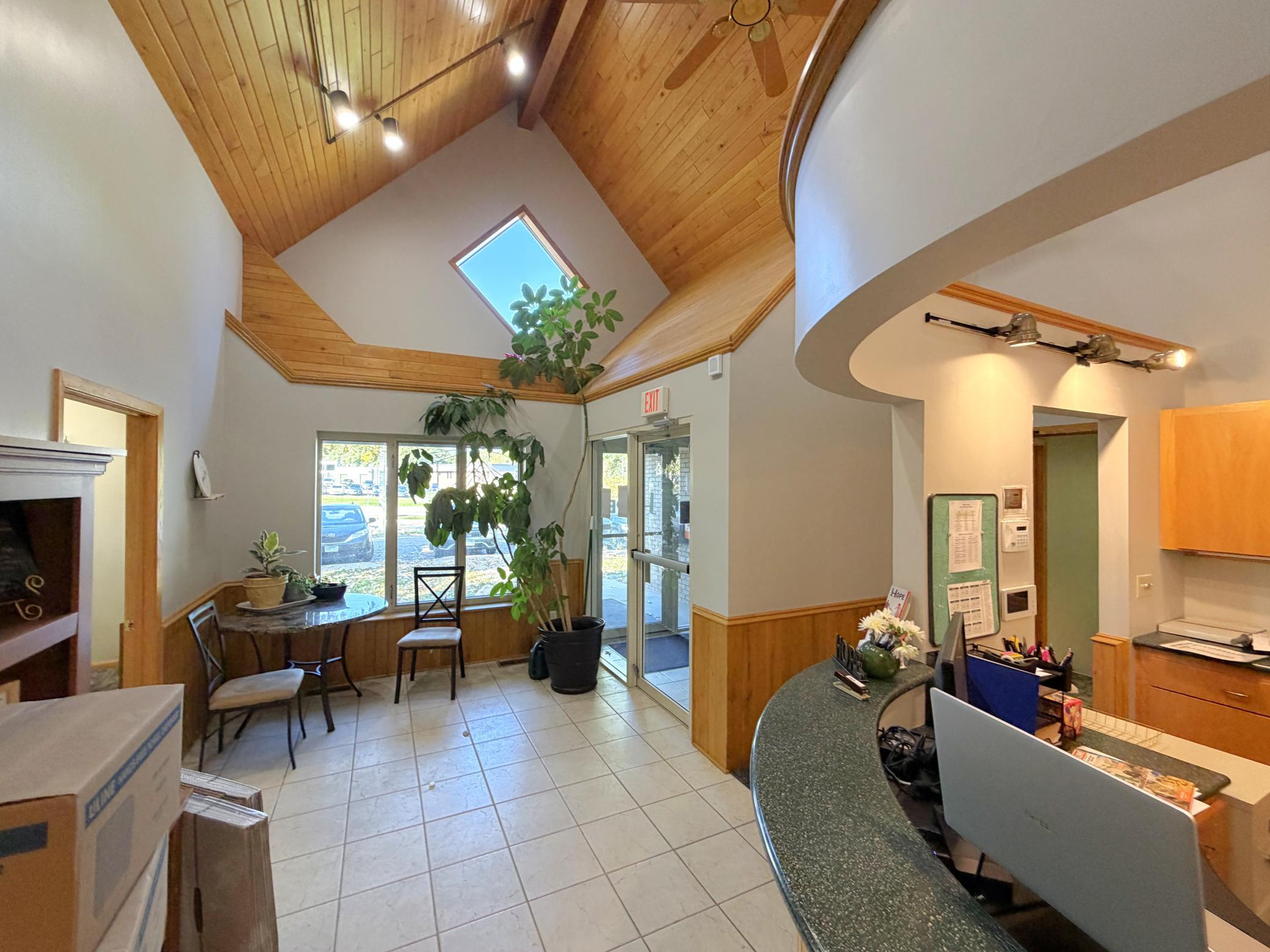 main property photo 6