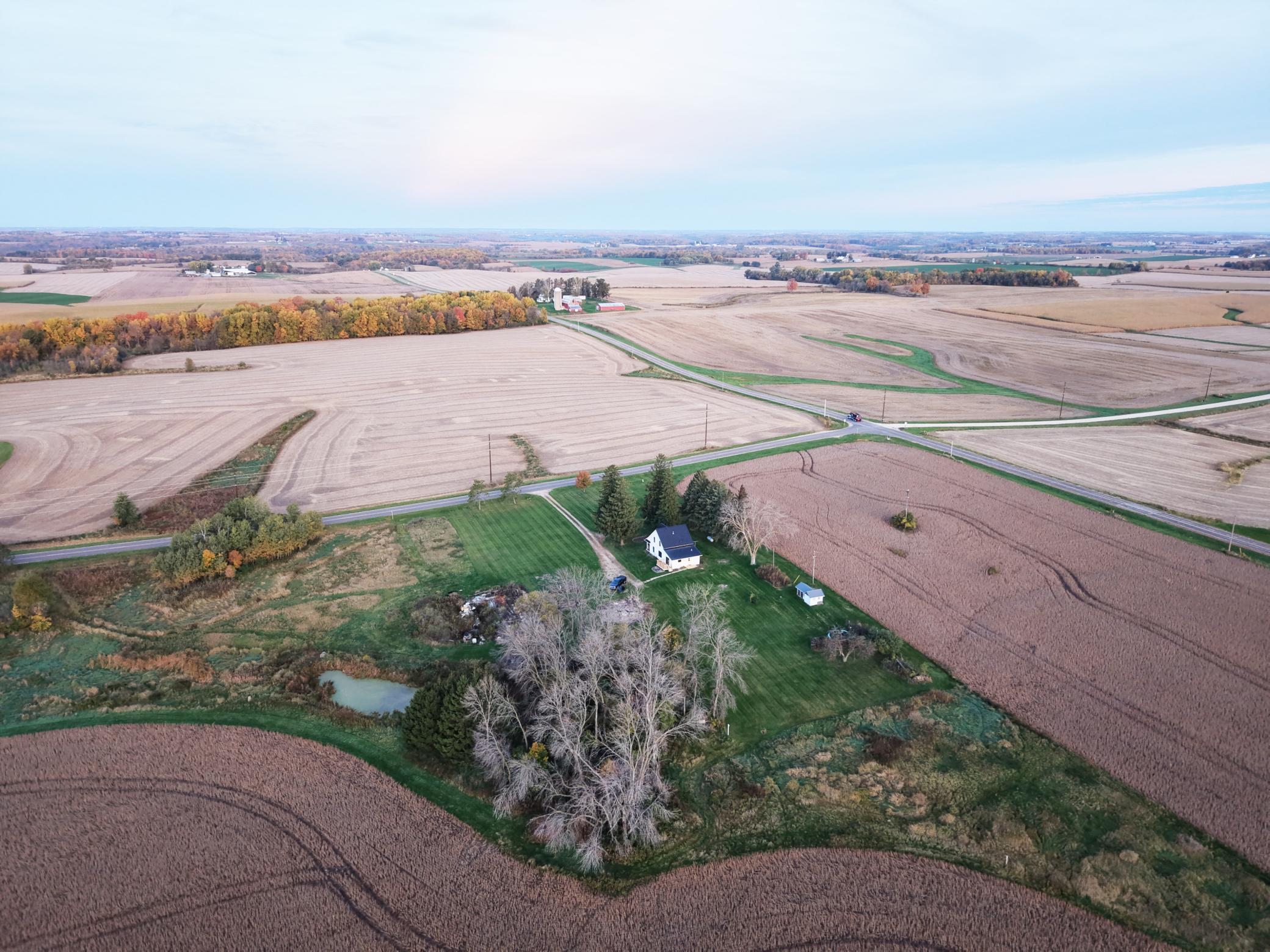 main property photo 34