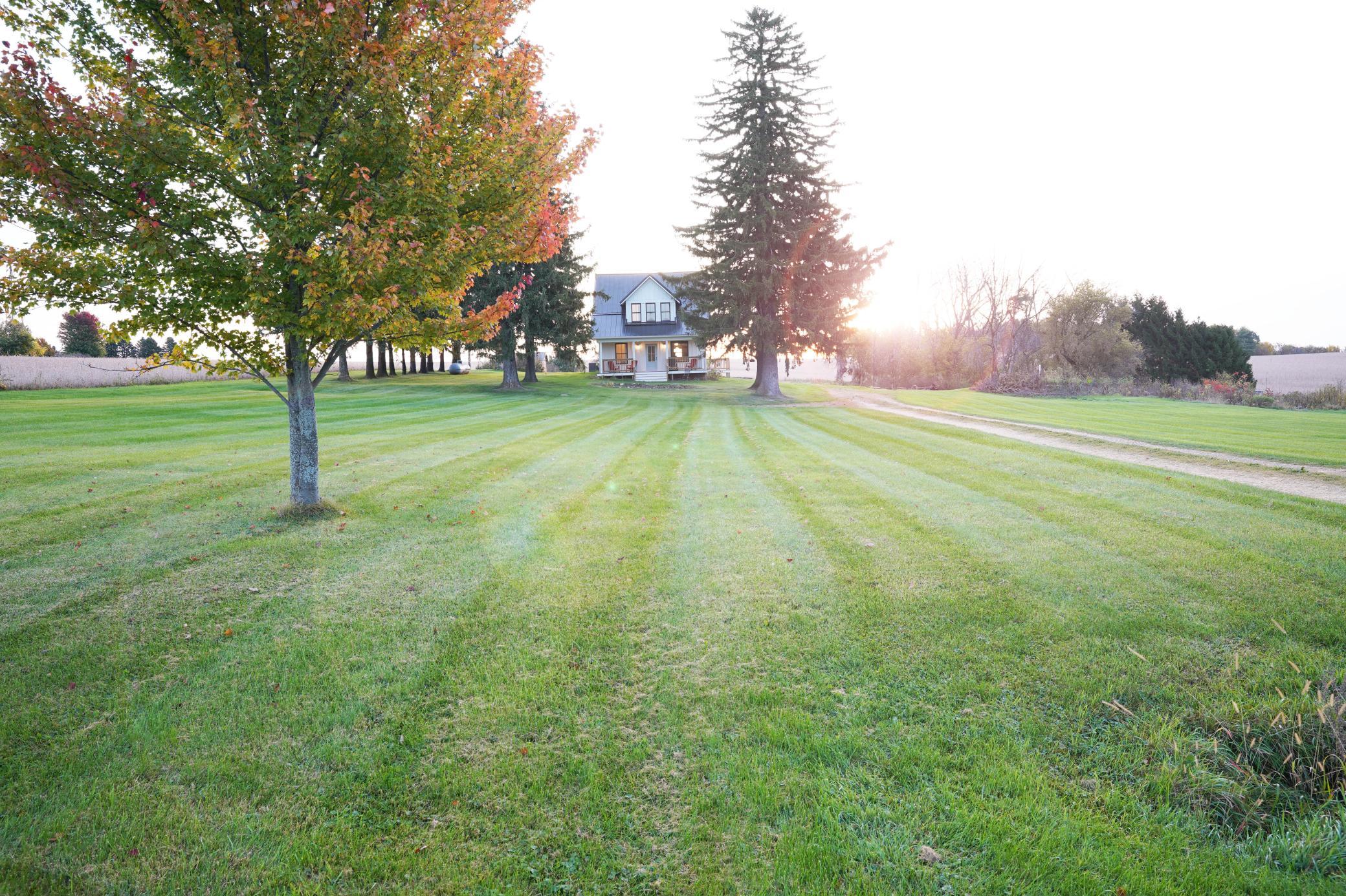 main property photo 36