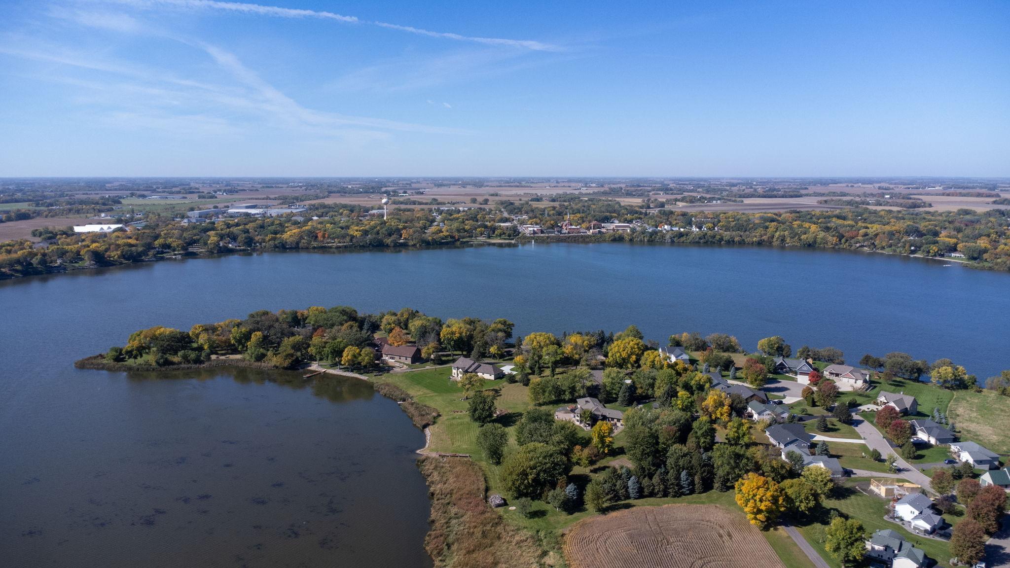 main property photo 32