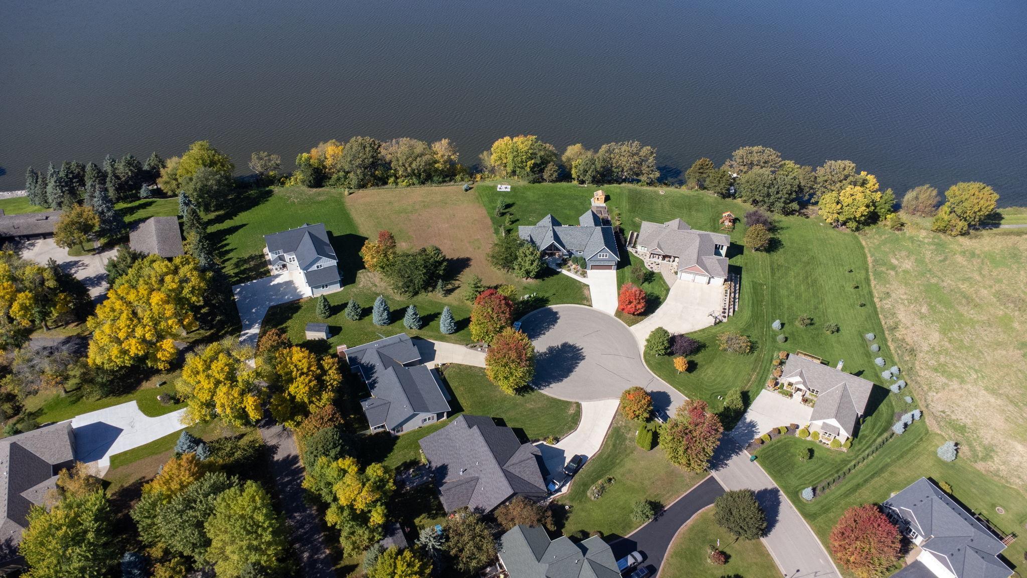 main property photo 33