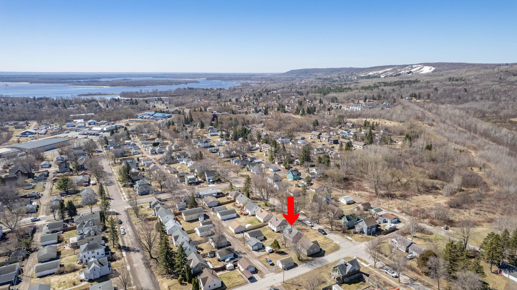 main property photo 25