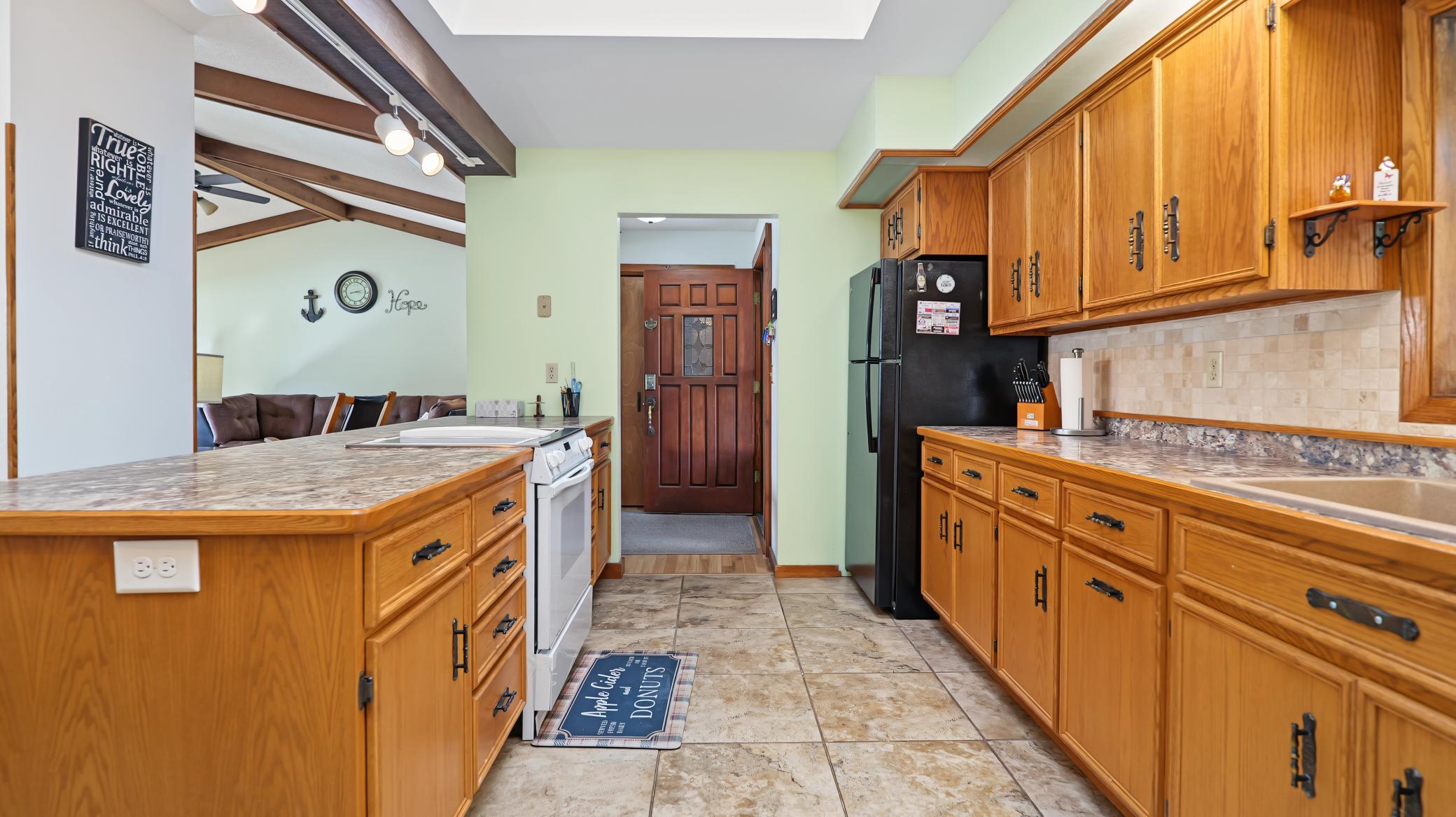 main property photo 18